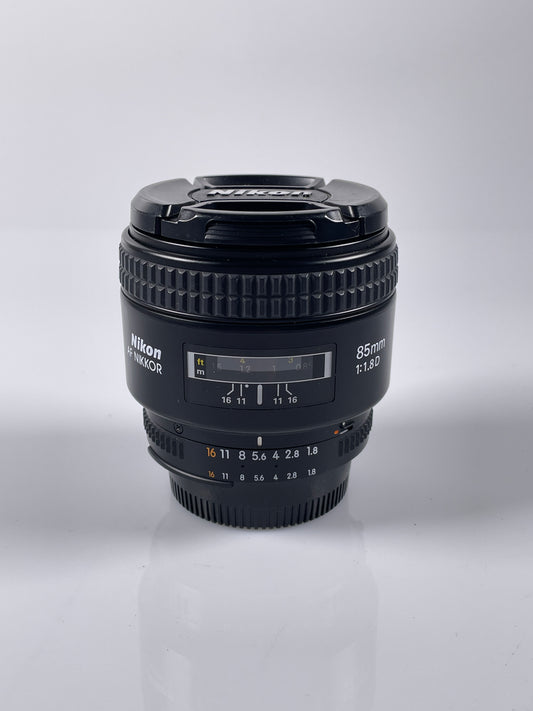 Nikon Nikkor AF 85mm f1.8 D Lens black