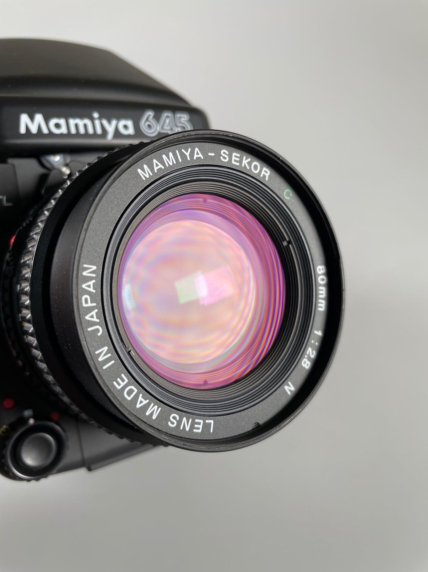 Mamiya 645 Pro TL, Finder, Sekor C 80mm f2.8 N, 120 back, grip
