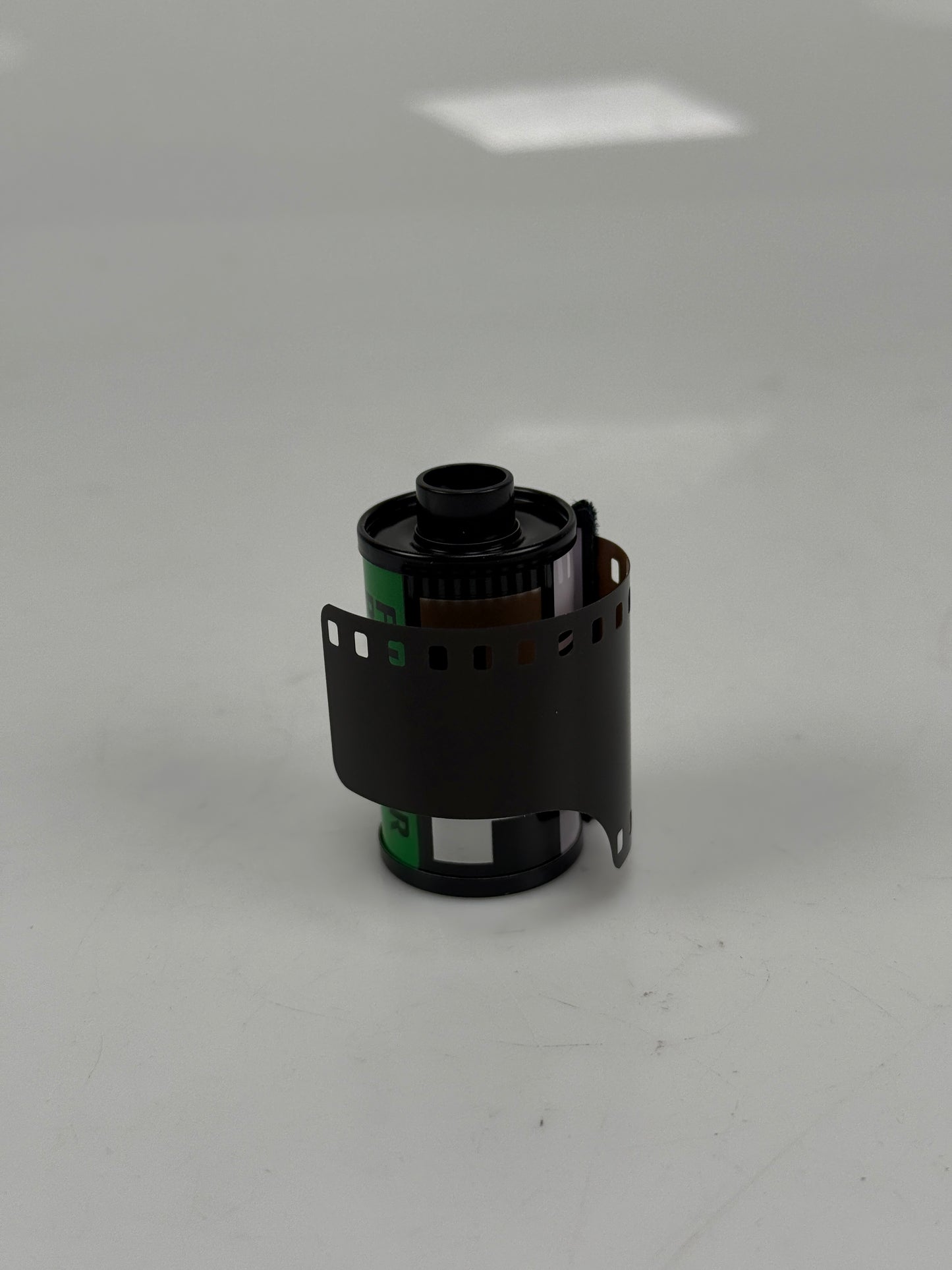 Fujifilm Superia 800 expired 35mm color film roll 36 exposures