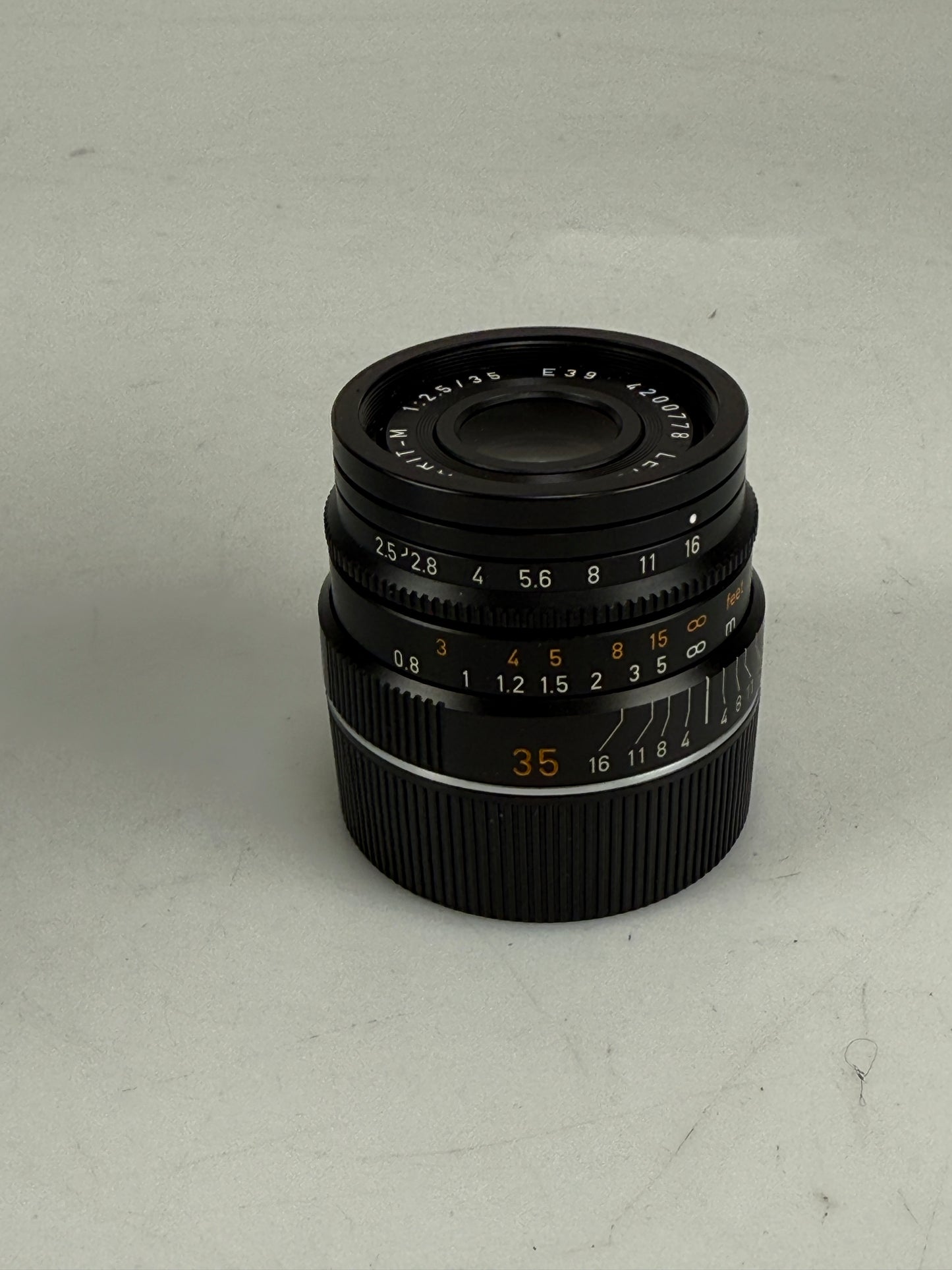 LEICA SUMMARIT-M 35MM f2.5 BLACK 11643 lens 6 bit coded