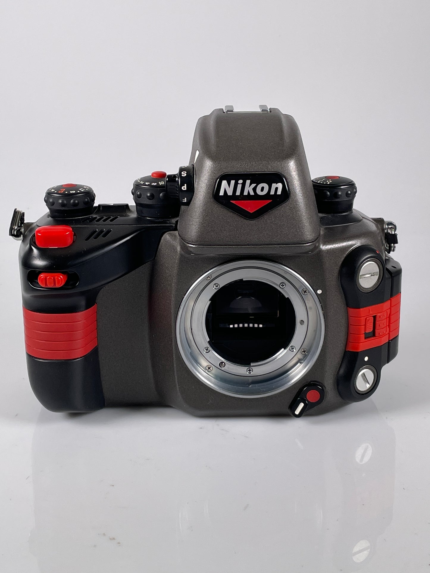 Nikon Nikonos RS AF Underwater SLR Film Camera