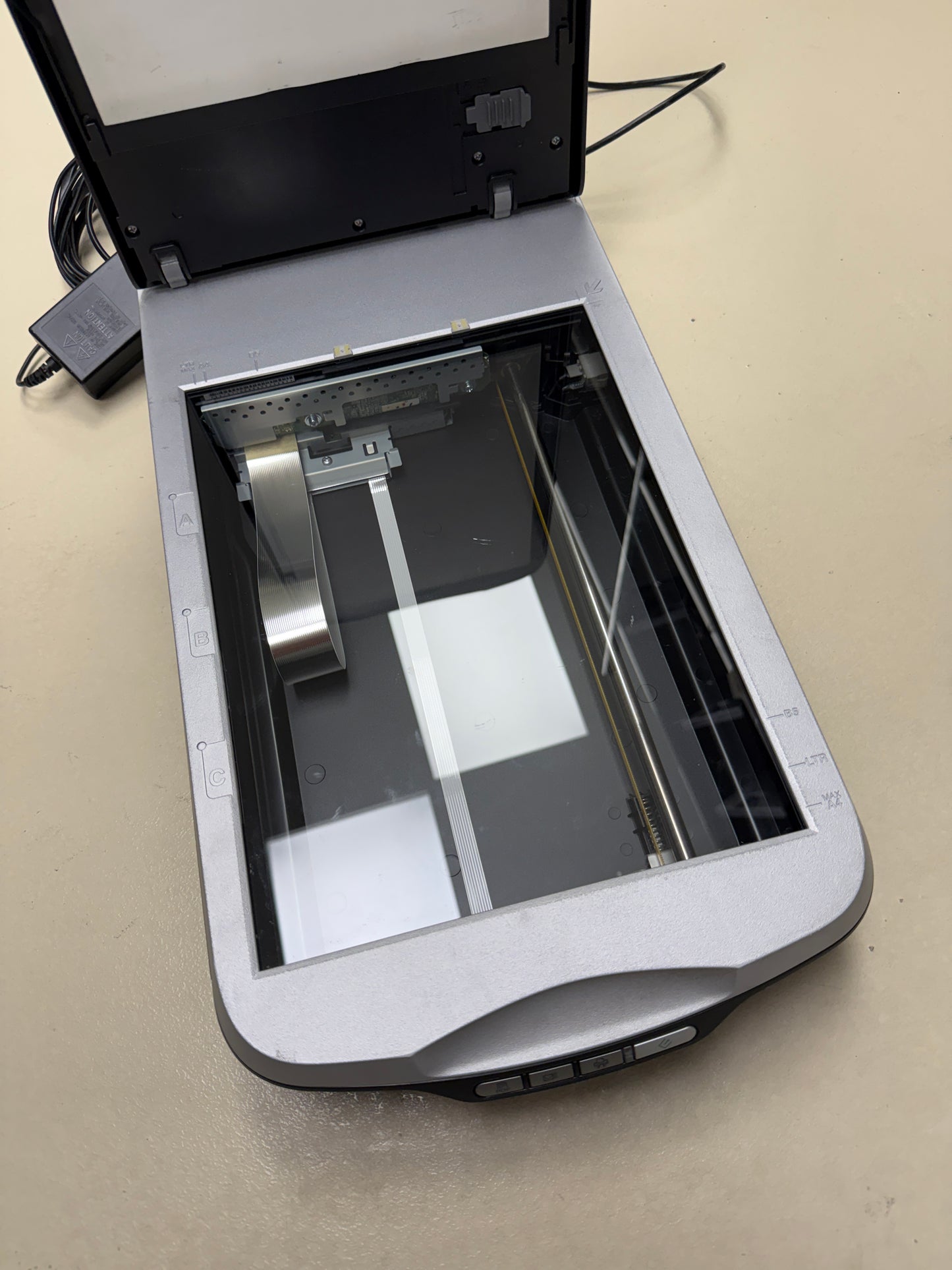 Epson Perfection V500 Photo Scanner J251A with Cords Tested & Working Great