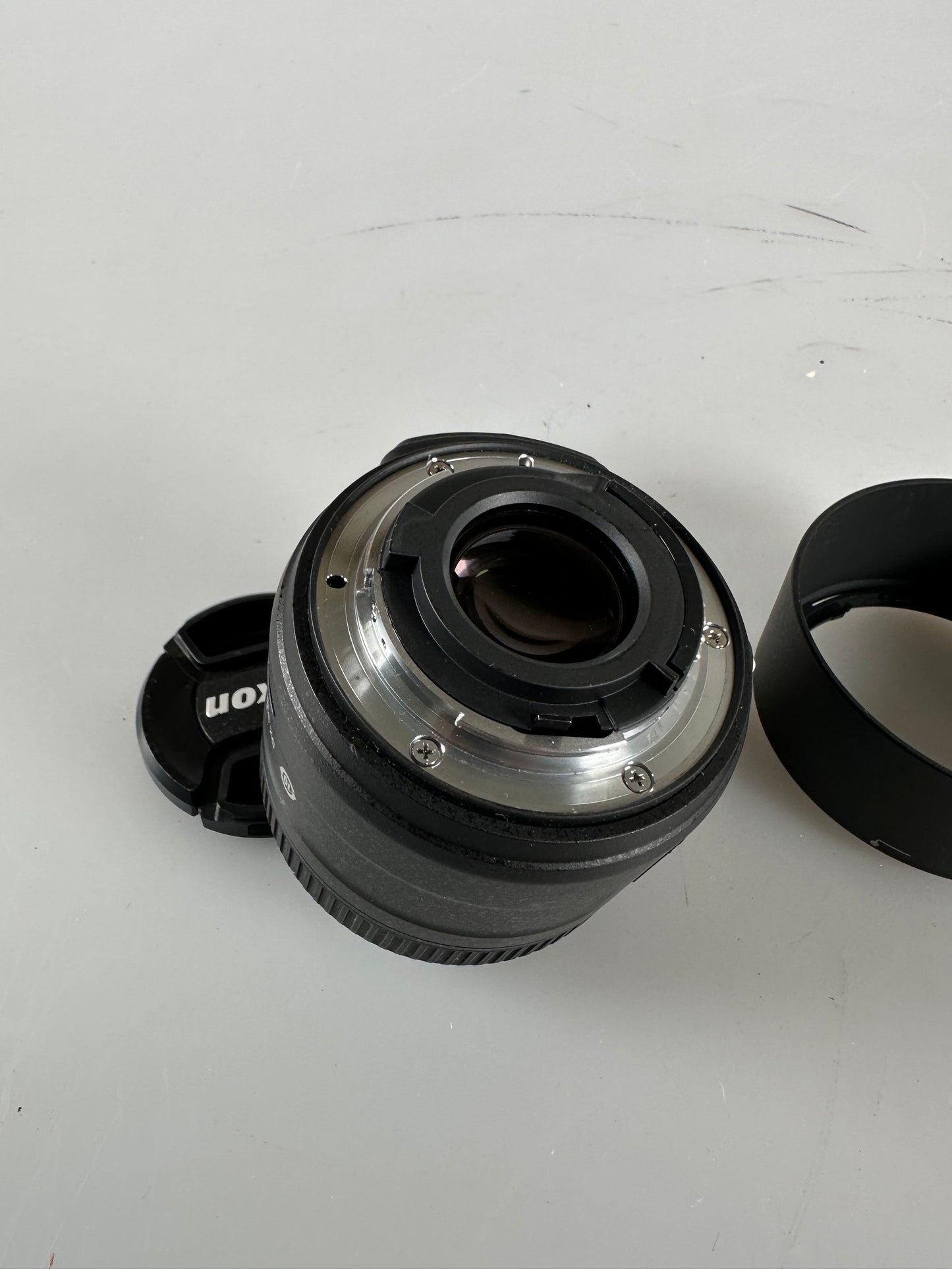 Nikon AF-S DX Micro Nikkor 40mm f2.8 G Macro Lens