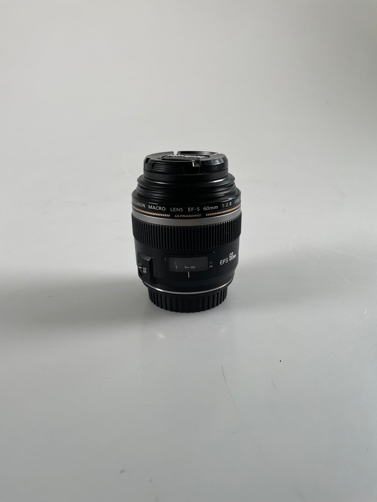 Canon EF-S 60mm F2.8 USM Macro Lens