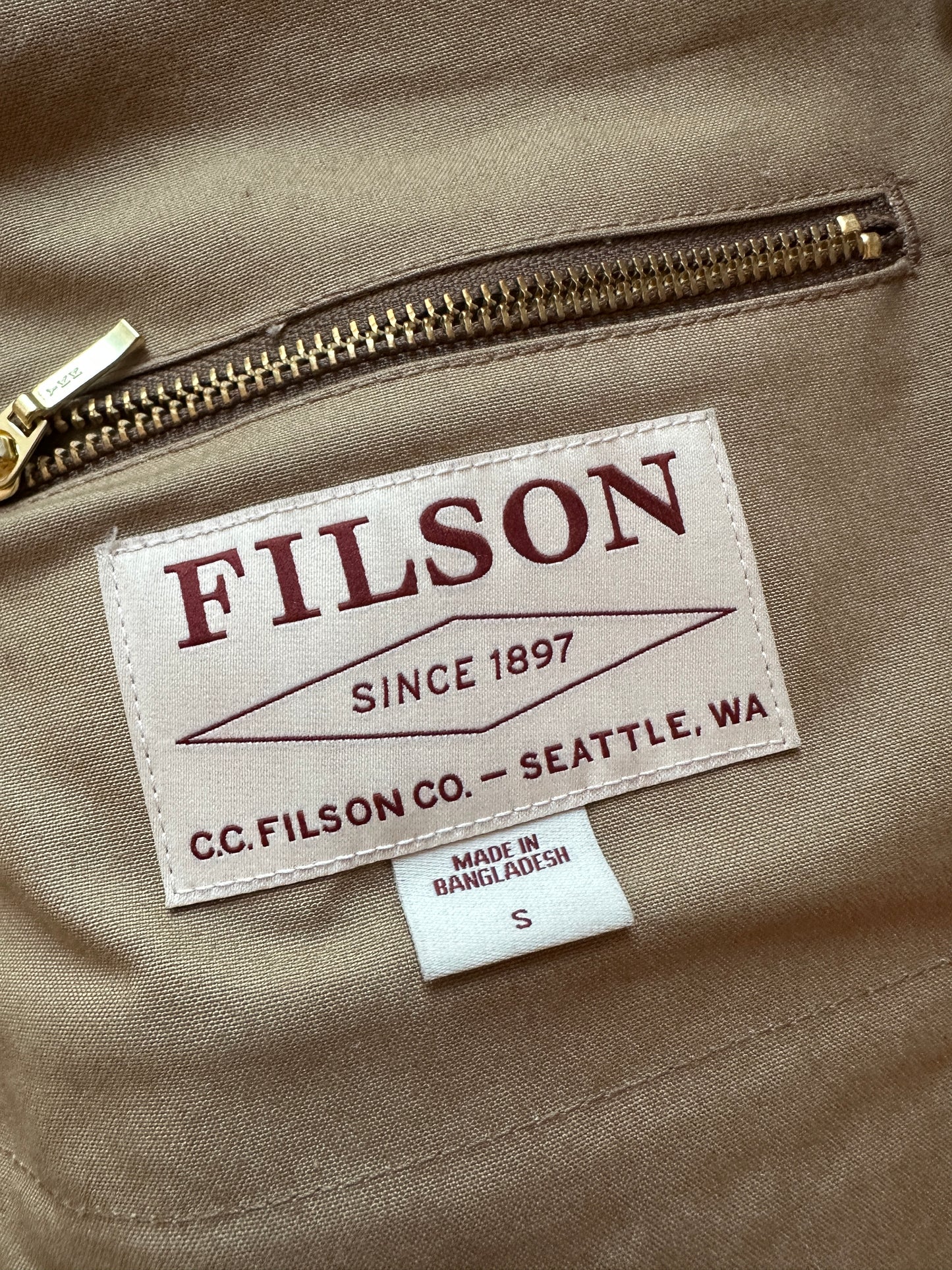 Filson Tin Cloth Waxed Canvas Jacket Tan RN 39126 size Small