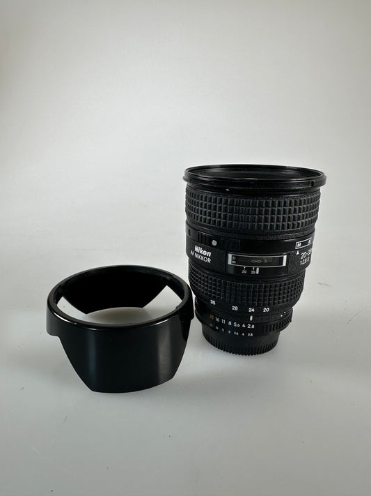 Nikon AF NIKKOR 20-35mm f2.8 D Wide Angle Zoom Lens