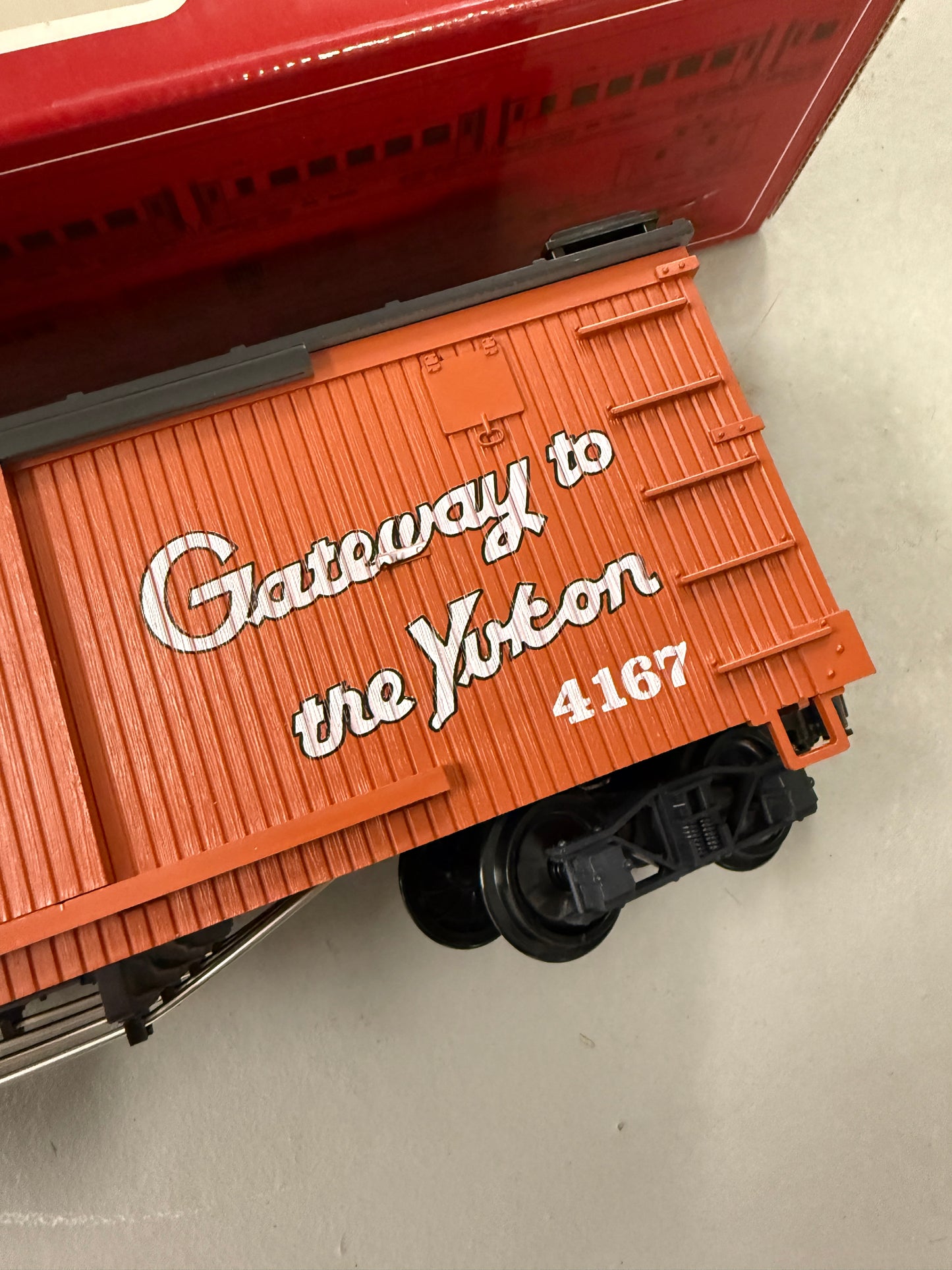 LGB 4167 White Pass & Yukon Wood Box Car Orange