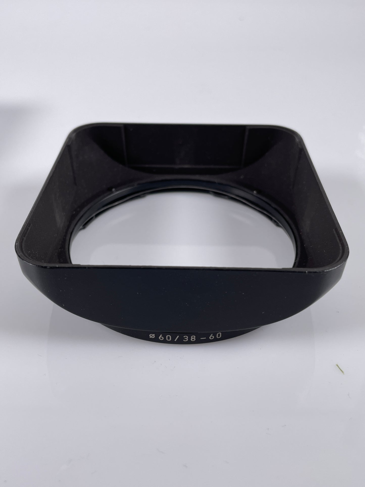 Hasselblad 38-60mm B60 Bay 60 CF Lens Hood Shade