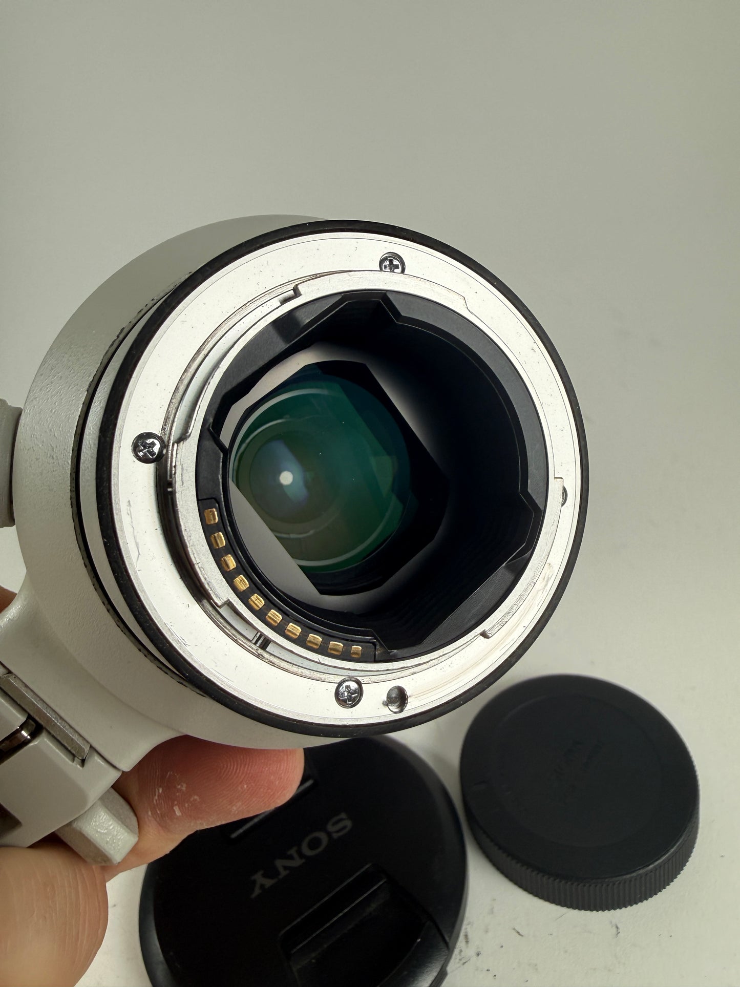 Sony G-Series FE 100-400mm f4.5-5.6 GM OSS Lens