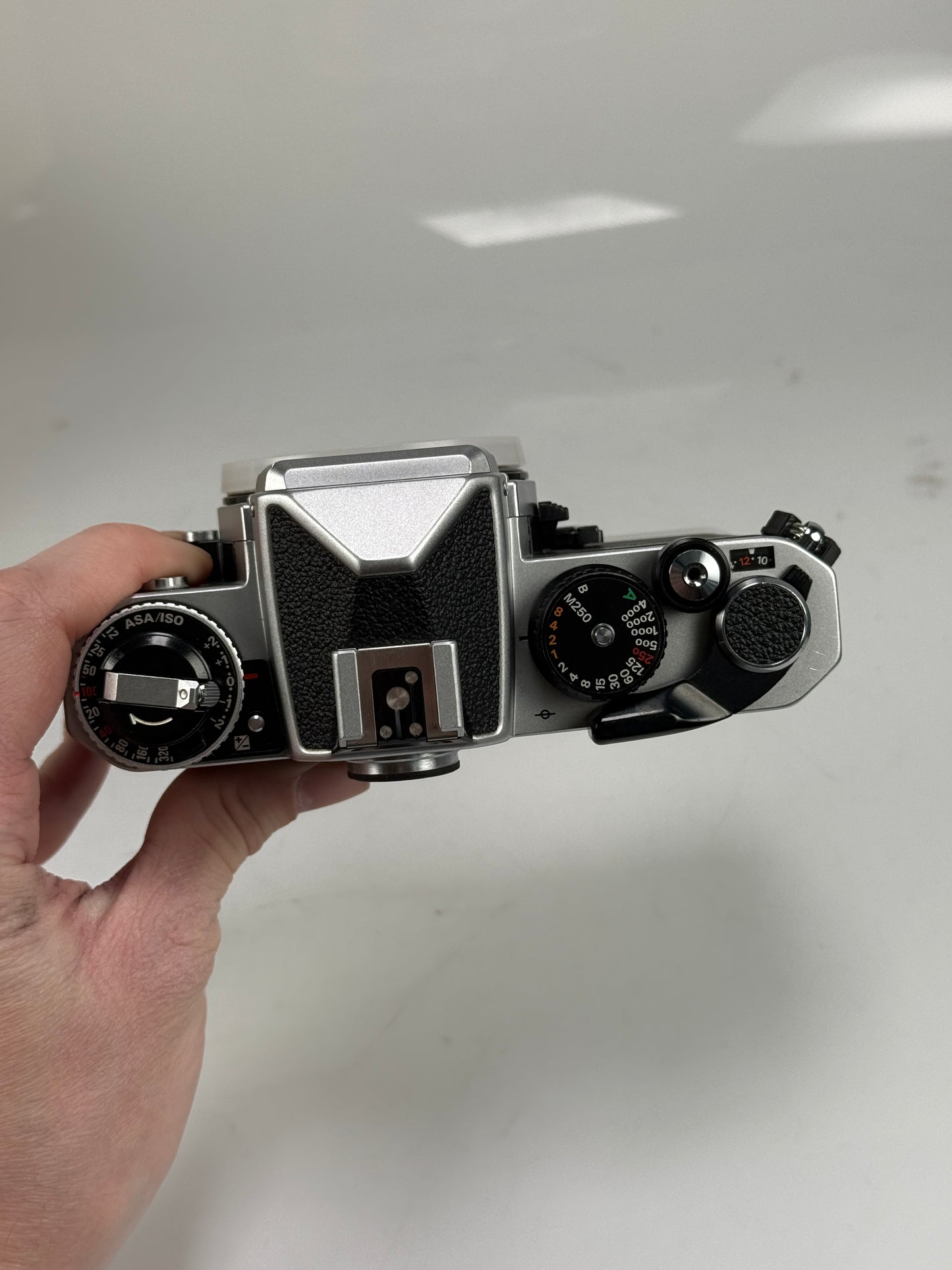 Nikon FE2 chrome silver 35mm SLR Film Camera Body