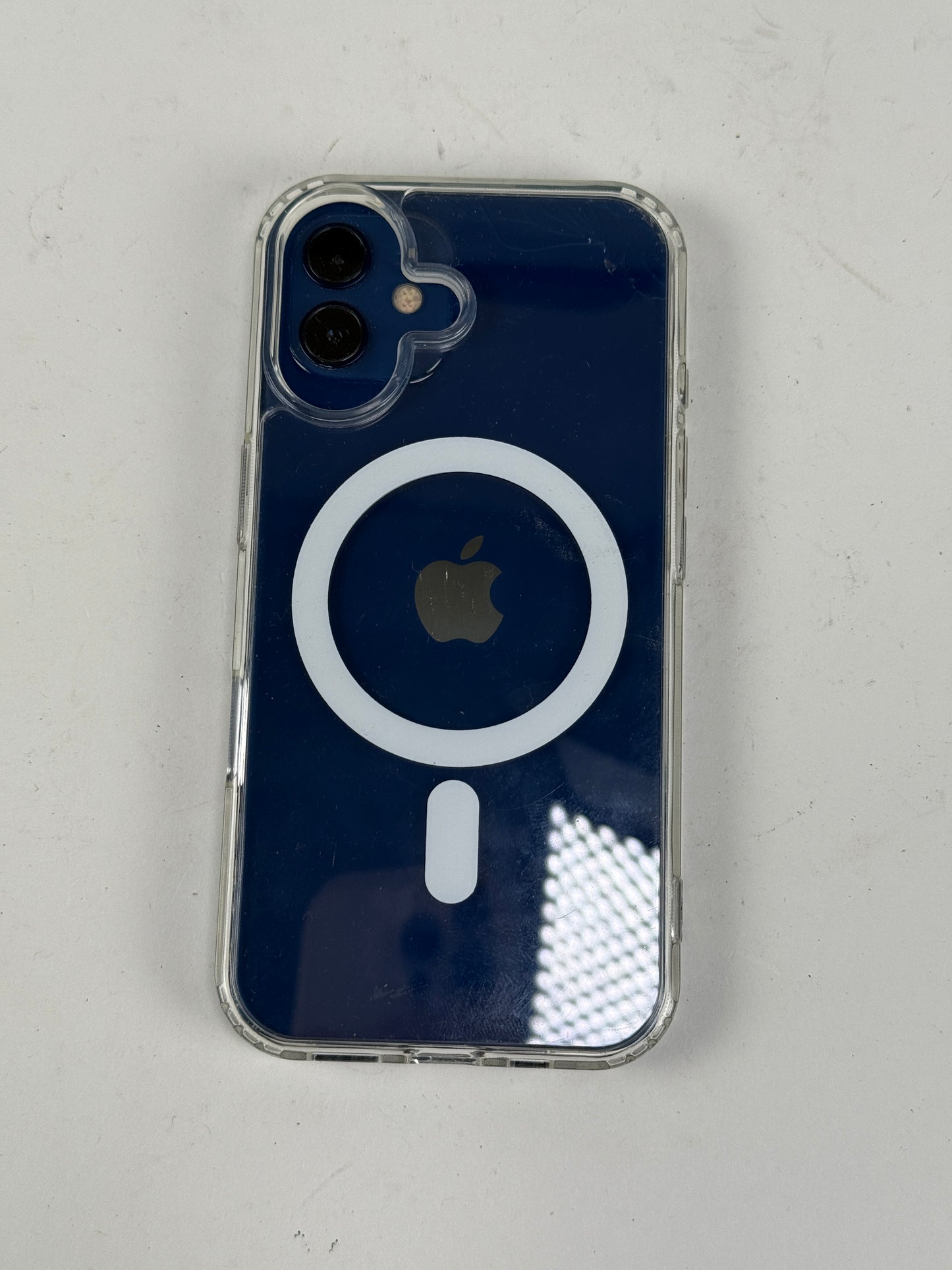 Apple iPhone 12 - 64 GB - Blue (Unlocked)
