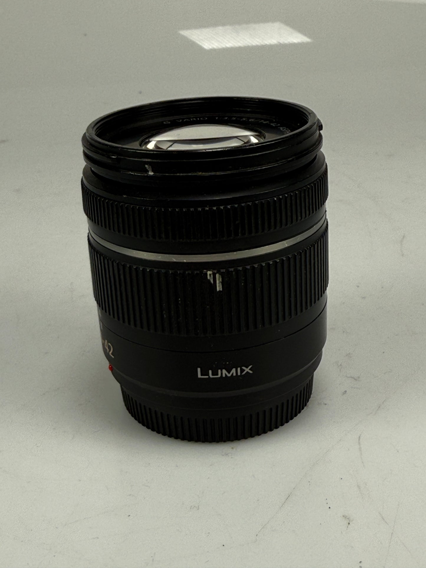 Panasonic Lumix G Vario H-FS014042 14-42mm f3.5-5.6 Asph. Zoom Mega OIS Lens