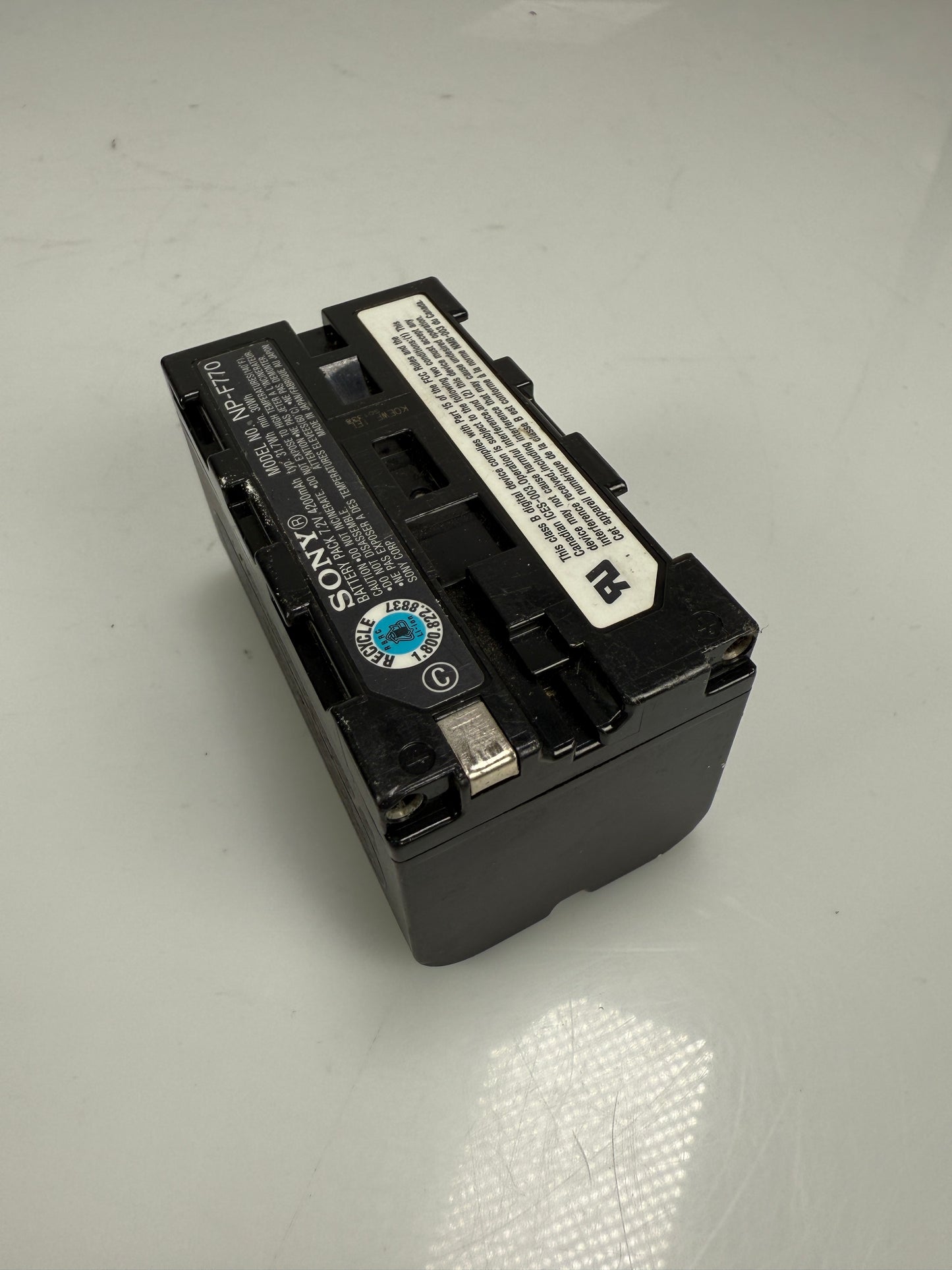 Genuine SONY NP-F770 Camcorder Battery InfoLITHIUM High Capacity OEM TESTED