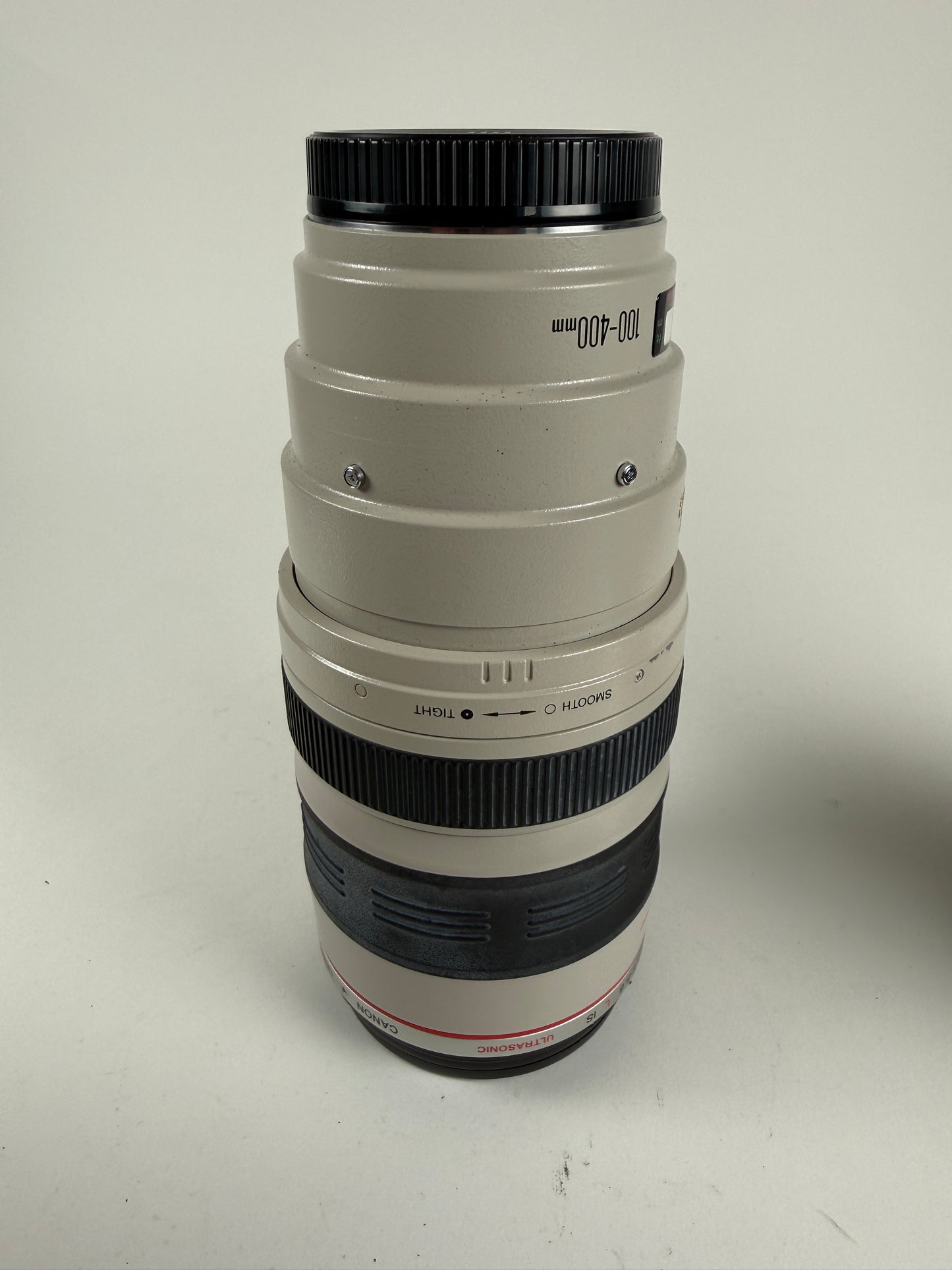 Canon 100-400mm f4.5-5.6 L IS ultrasonic EF lens
