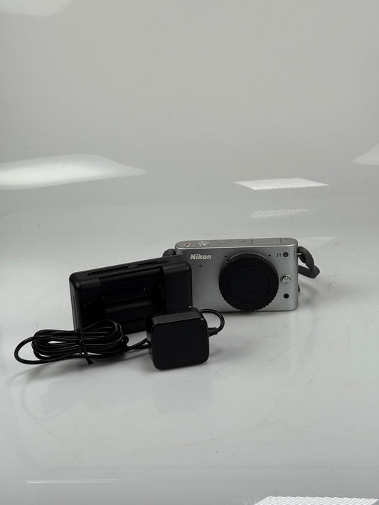 Nikon 1 J1 10.1MP Mirrorless SLR Camera Body Silver
