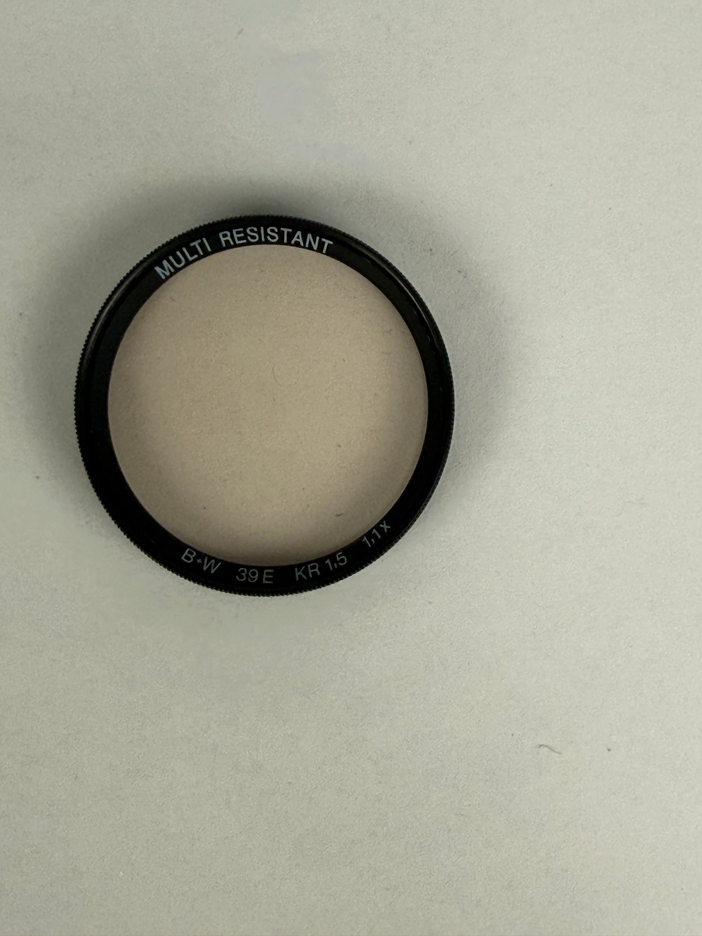 B+W 39mm KR-1.5 1.1x MRC Skylight Filter
