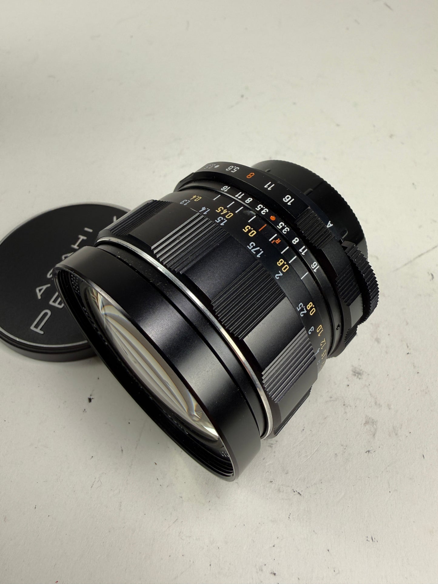Pentax SMC takumar 28mm f3.5 M42 Wide Angle