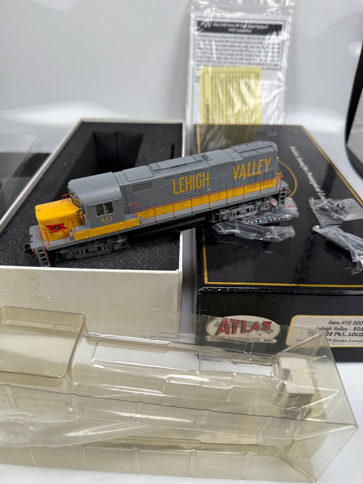 Atlas master gold HO 10000 Lehigh Valley 411 C420 PH1 Locomotive w/ DCC & Sound