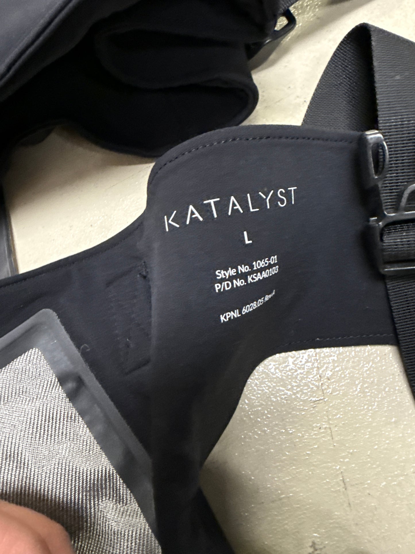 Complete Katalyst EMS Body Training System; Suit - L, Base layer, arms Size M