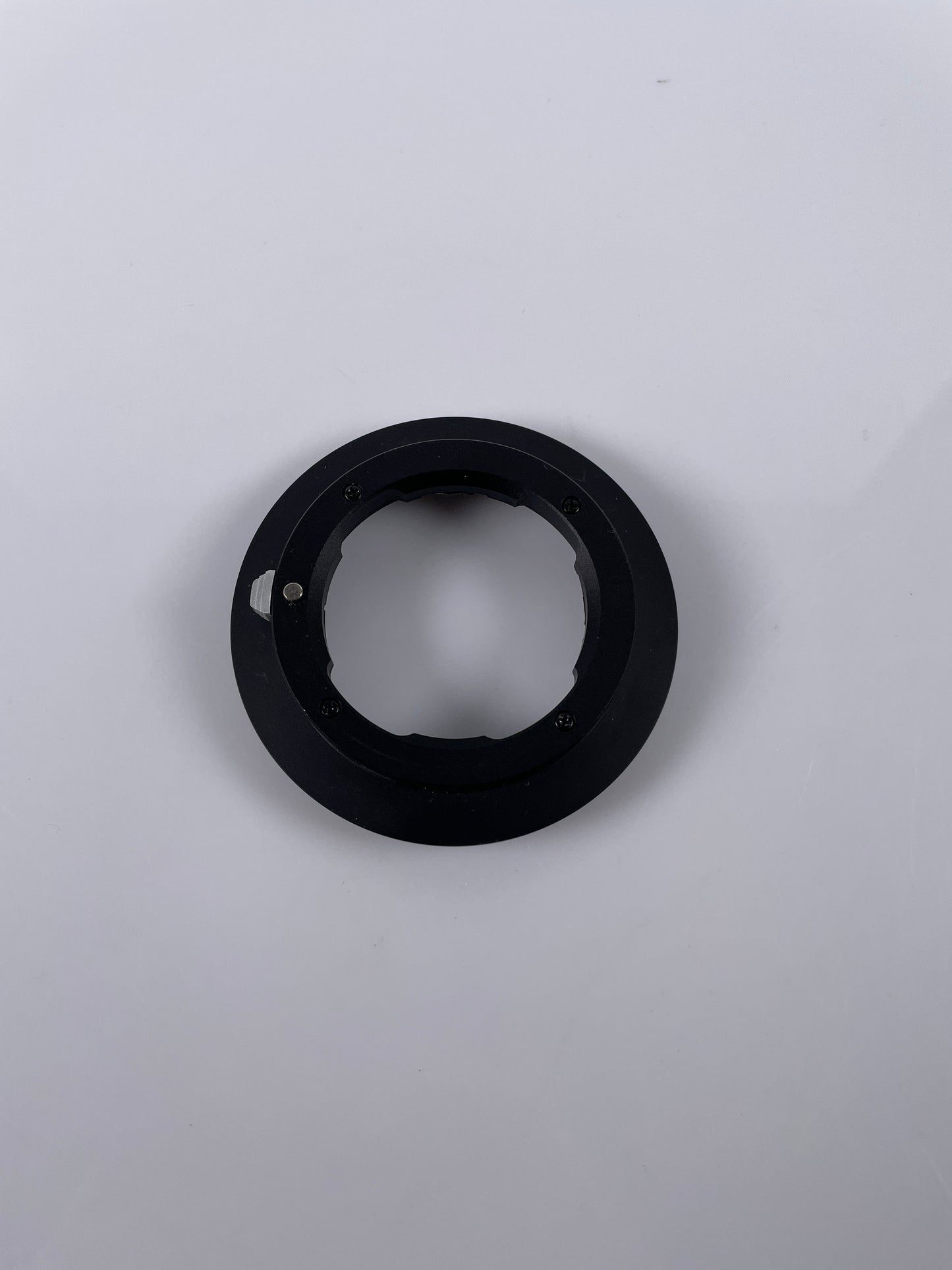 KIPON Adapter for Leica M Mount Lens to Hasselblad XCD X1D Medium Format Camera
