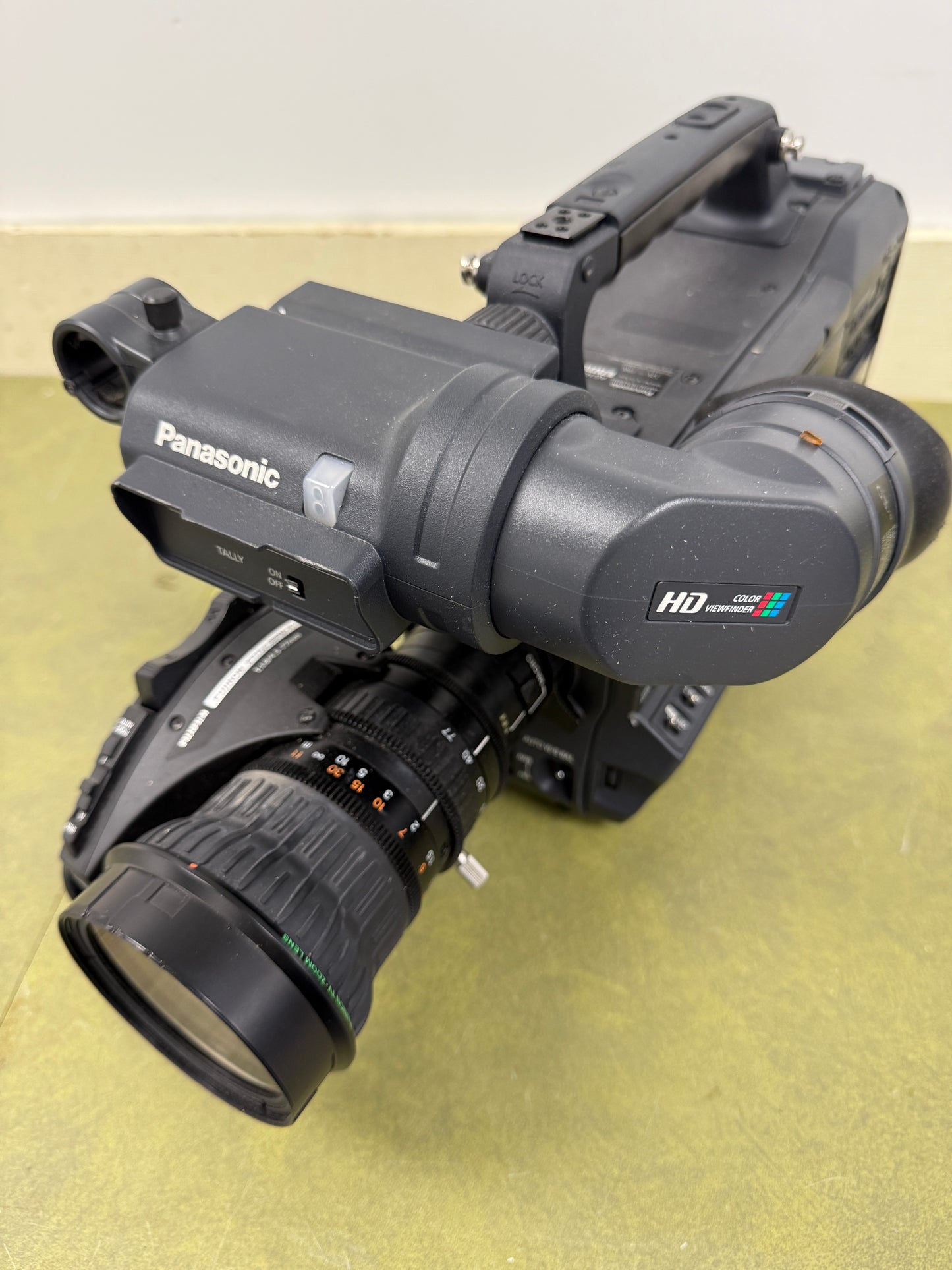 Panasonic AG-HPX370P P2 Camcorder with Fujinon T17X4.5BRM-L14 f1.6/5-77mm Lens
