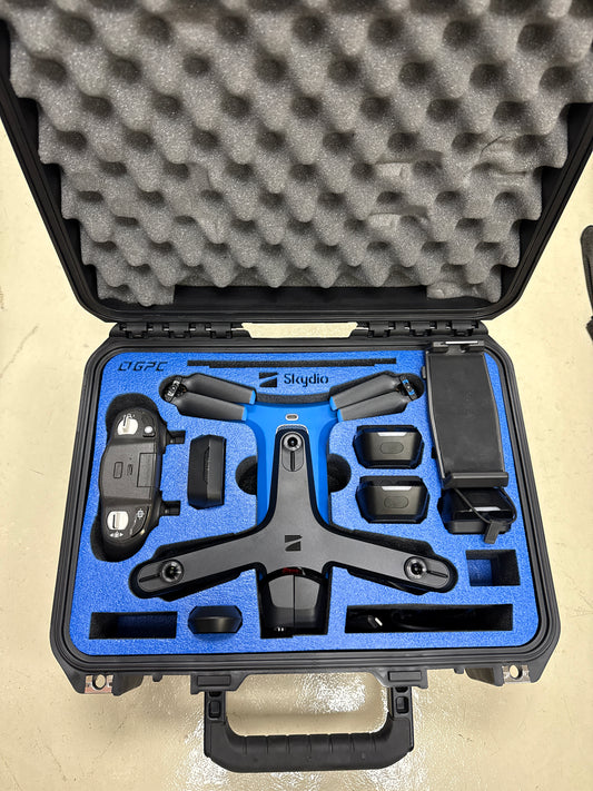 Skydio 2 Drone Bundle SDRC2V1 – 3 Batteries, Controller, Charger, Case, Beacon