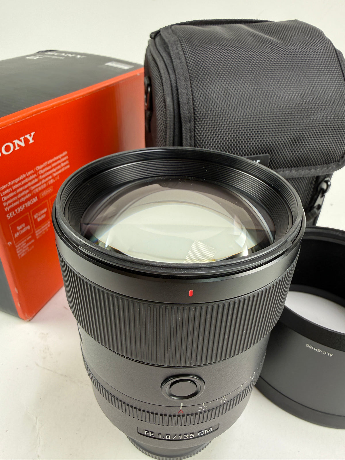 Sony FE 135mm F1.8 GM Telephoto Lens for Sony E Mount (SEL135F18GM)