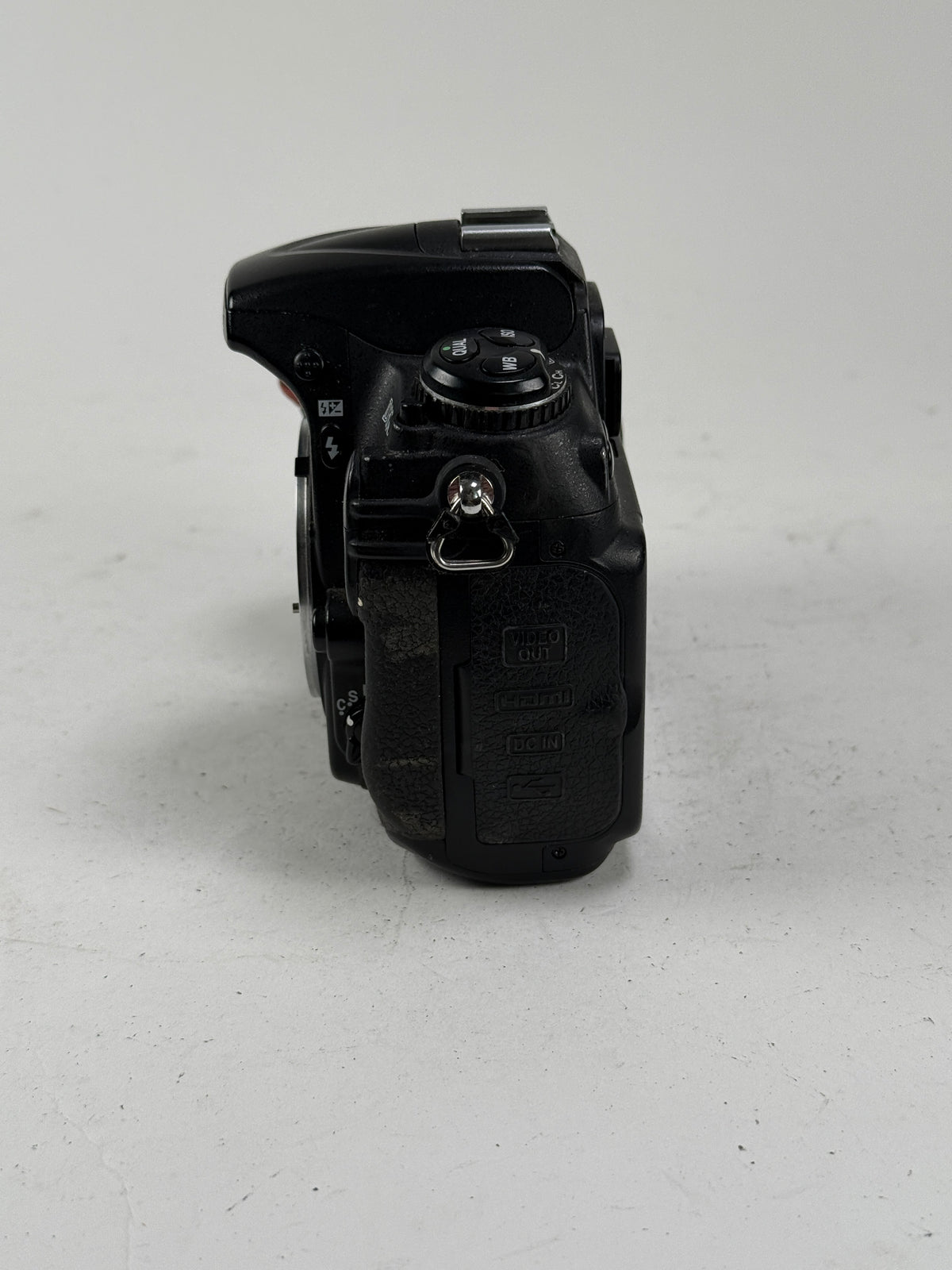 Nikon D300 12.3MP Digital SLR Camera Body