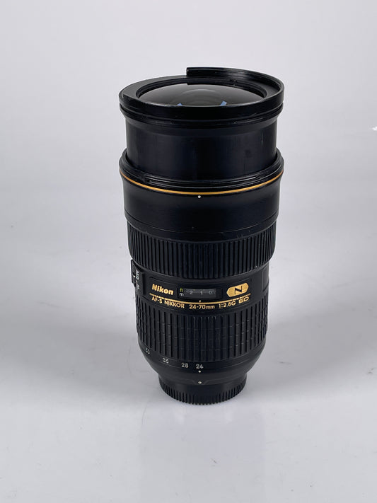 NIKON AF-S NIKKOR 24-70mm f2.8 G ED Zoom Lens