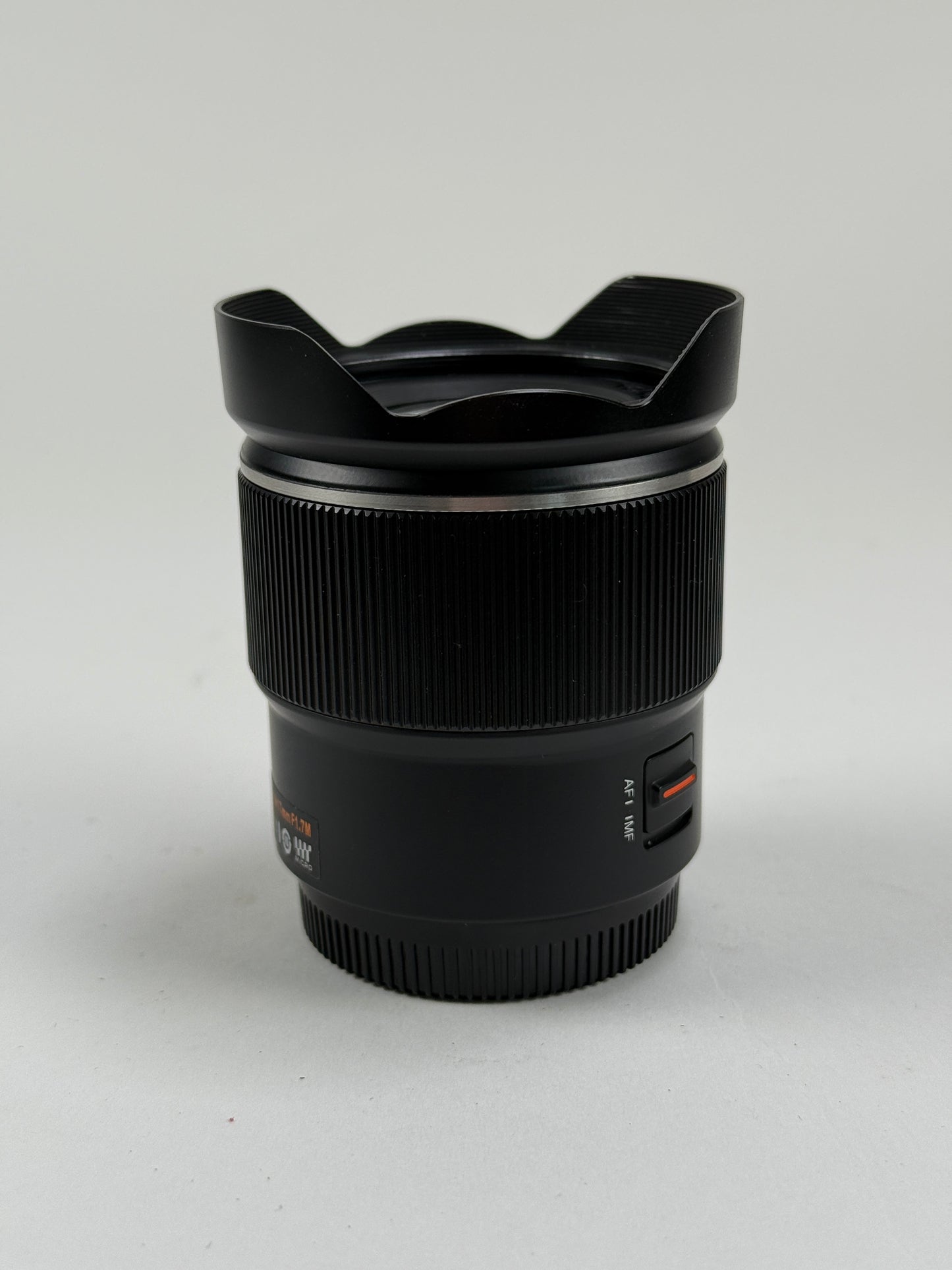 YONGNUO YN17mm F1.7 Auto Focus Lens For Olympus Panasonic M4/3 M43 Mount Cameras