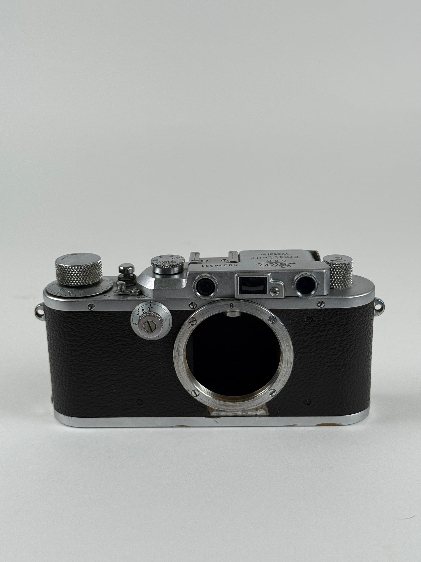 Leica IIIA model G Rangefinder 35mm Film Camera