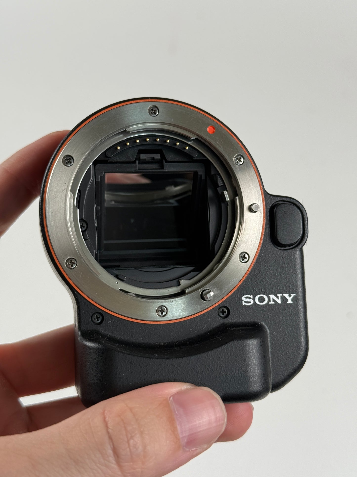 Sony LA-EA3 A-Lens to E-Body Mount Adapter