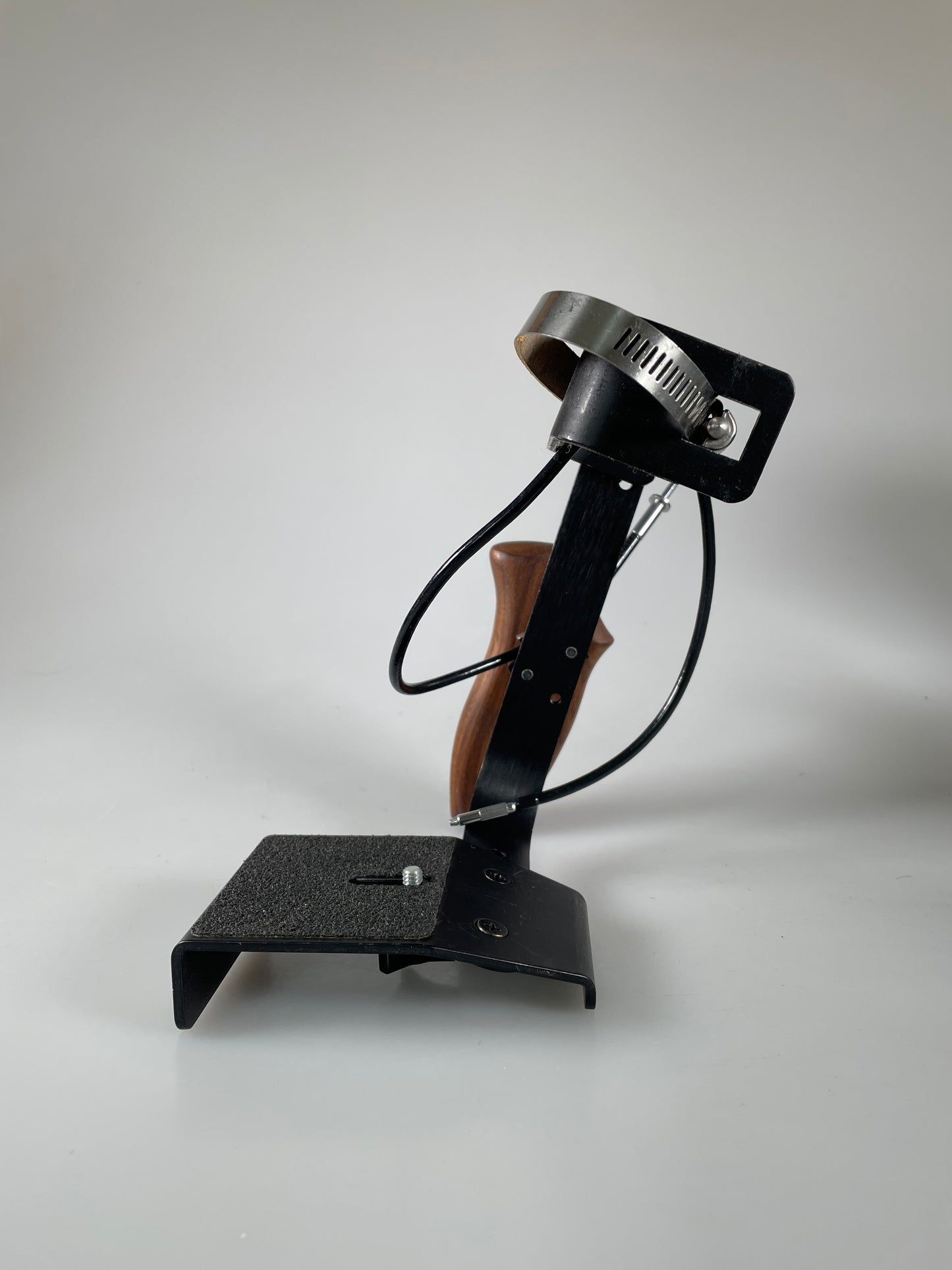 Stroboframe Wooden Grip Camera Flash Bracket - The Saunders Group