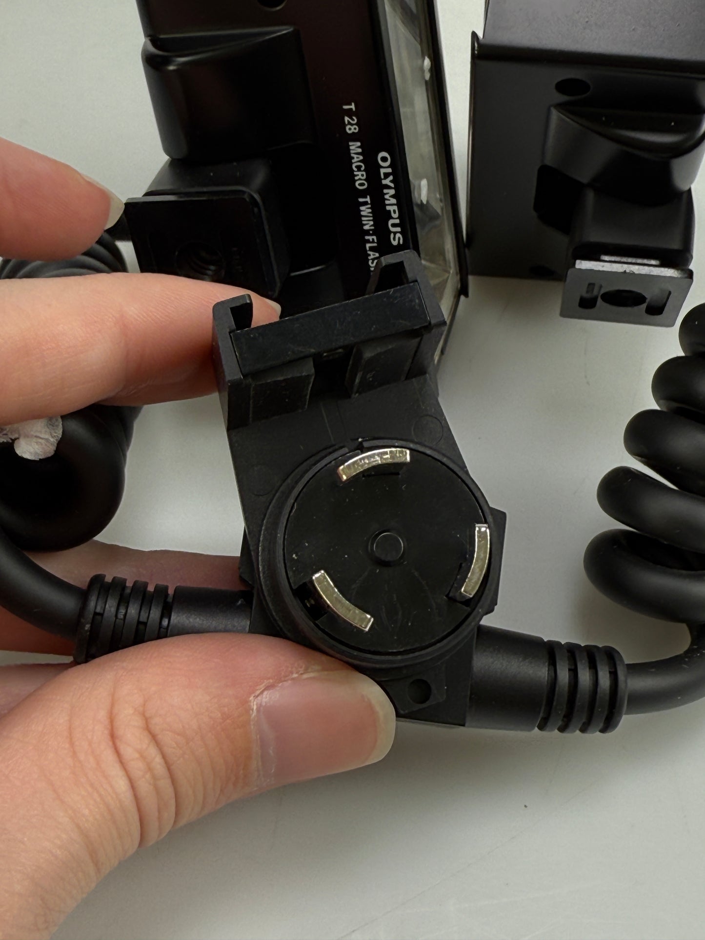 Olympus OM-System Electronic Flash T28 Macro twin flash 1