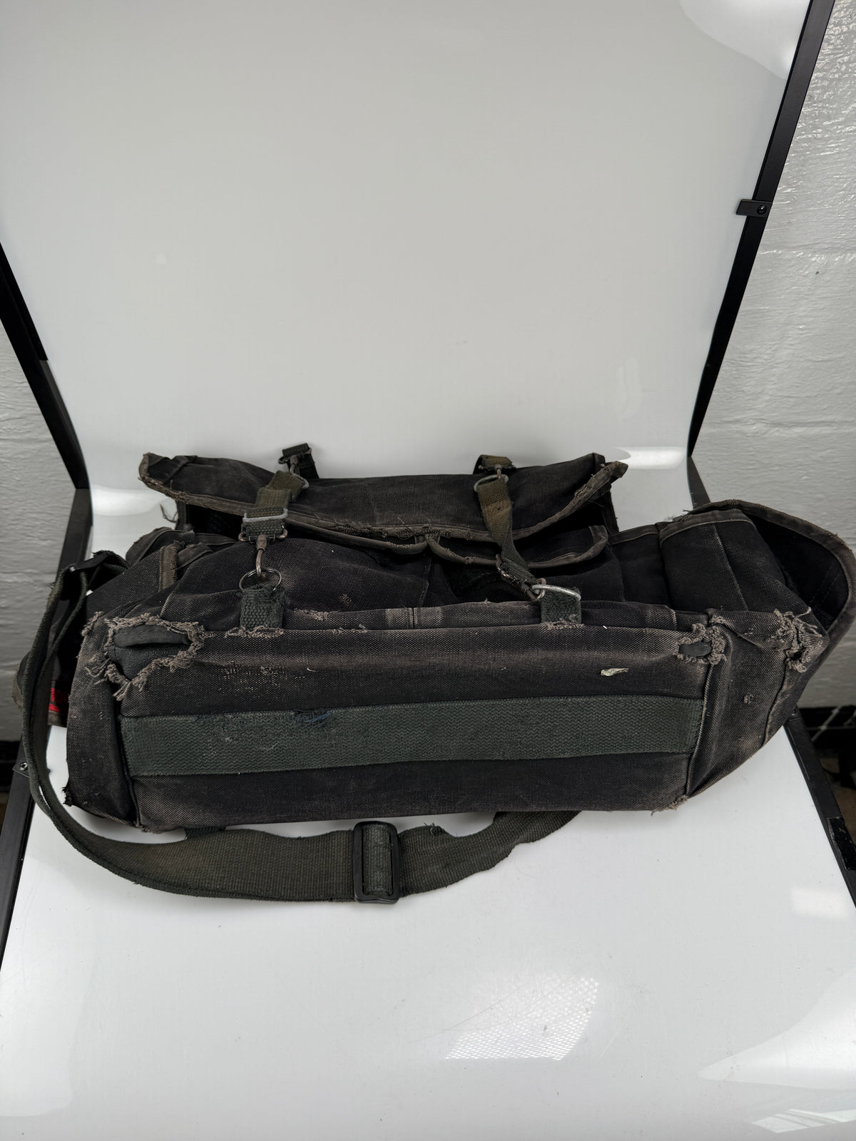 DOMKE F-1X CAMERA SHOULDER BAG IN Black Heinz Kluetmeier