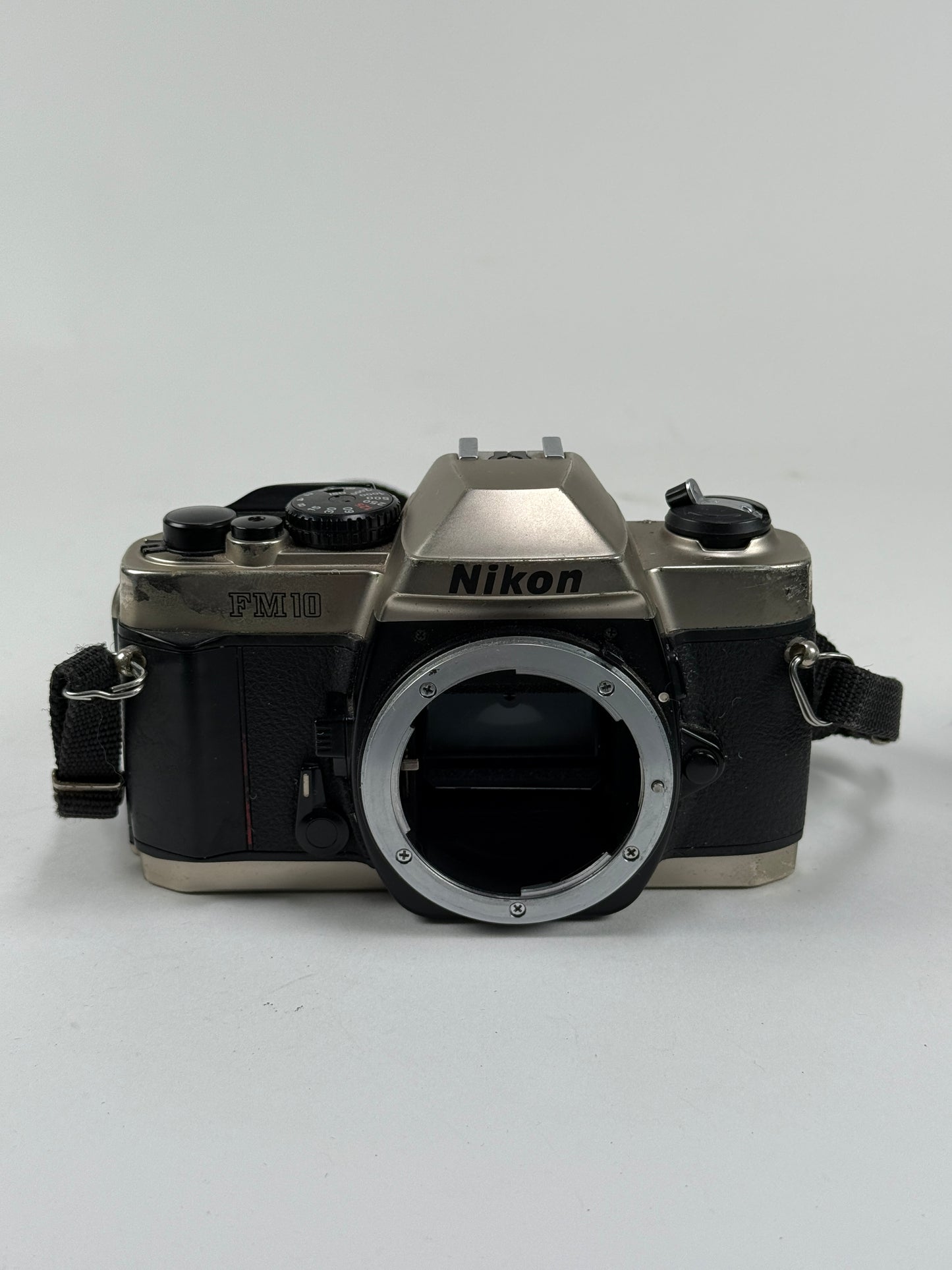 Nikon FM10 35mm SLR Film Camera