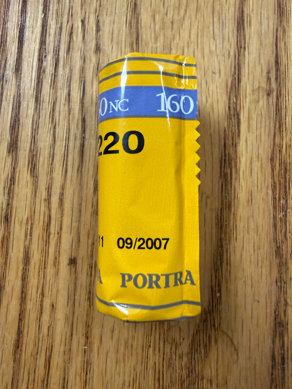 1 Roll Kodak color Portra 400 NC Natural Color 220 expiration 2007