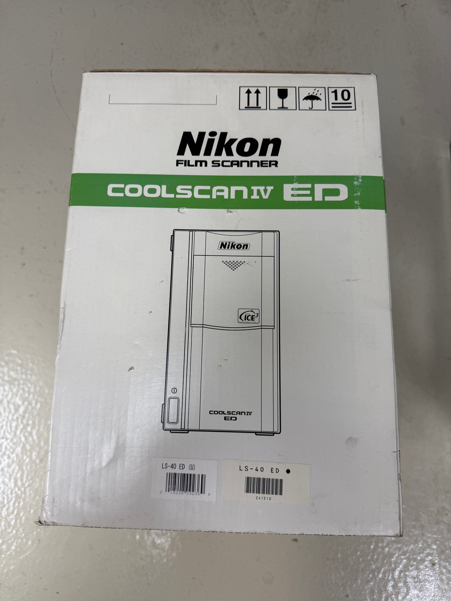 Nikon Coolscan IV ED Film Scanner original box