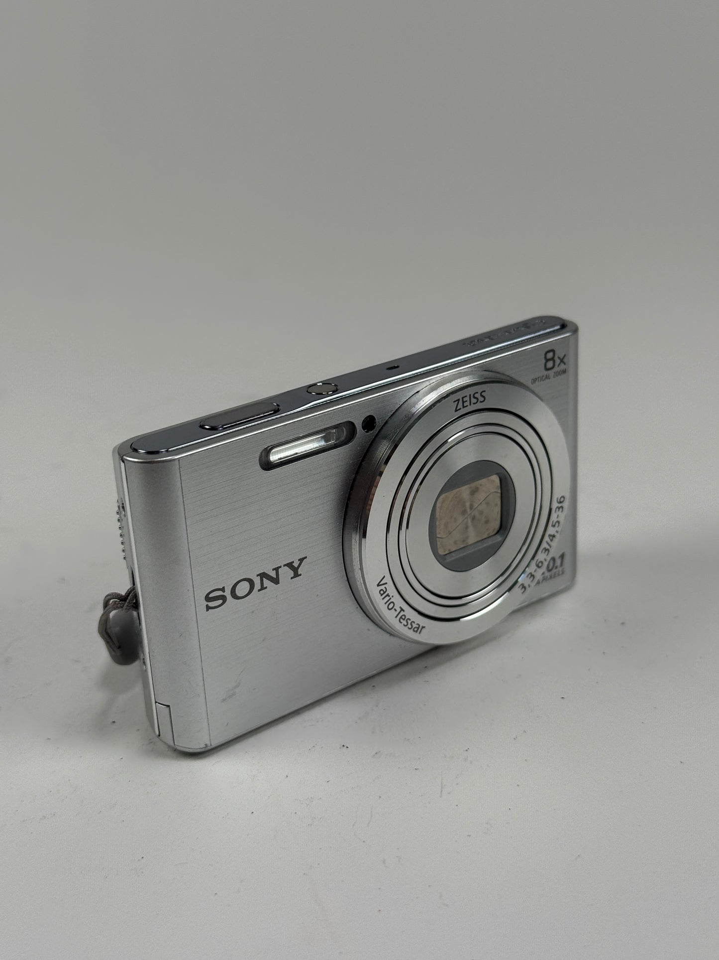 Sony DSC-W830 CyberShot 20.1MP Digital Camera 8x Zoom Silver