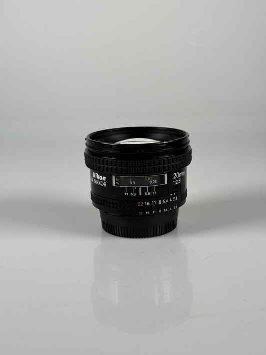 Nikon Nikkor AF 20mm F2.8 Lens