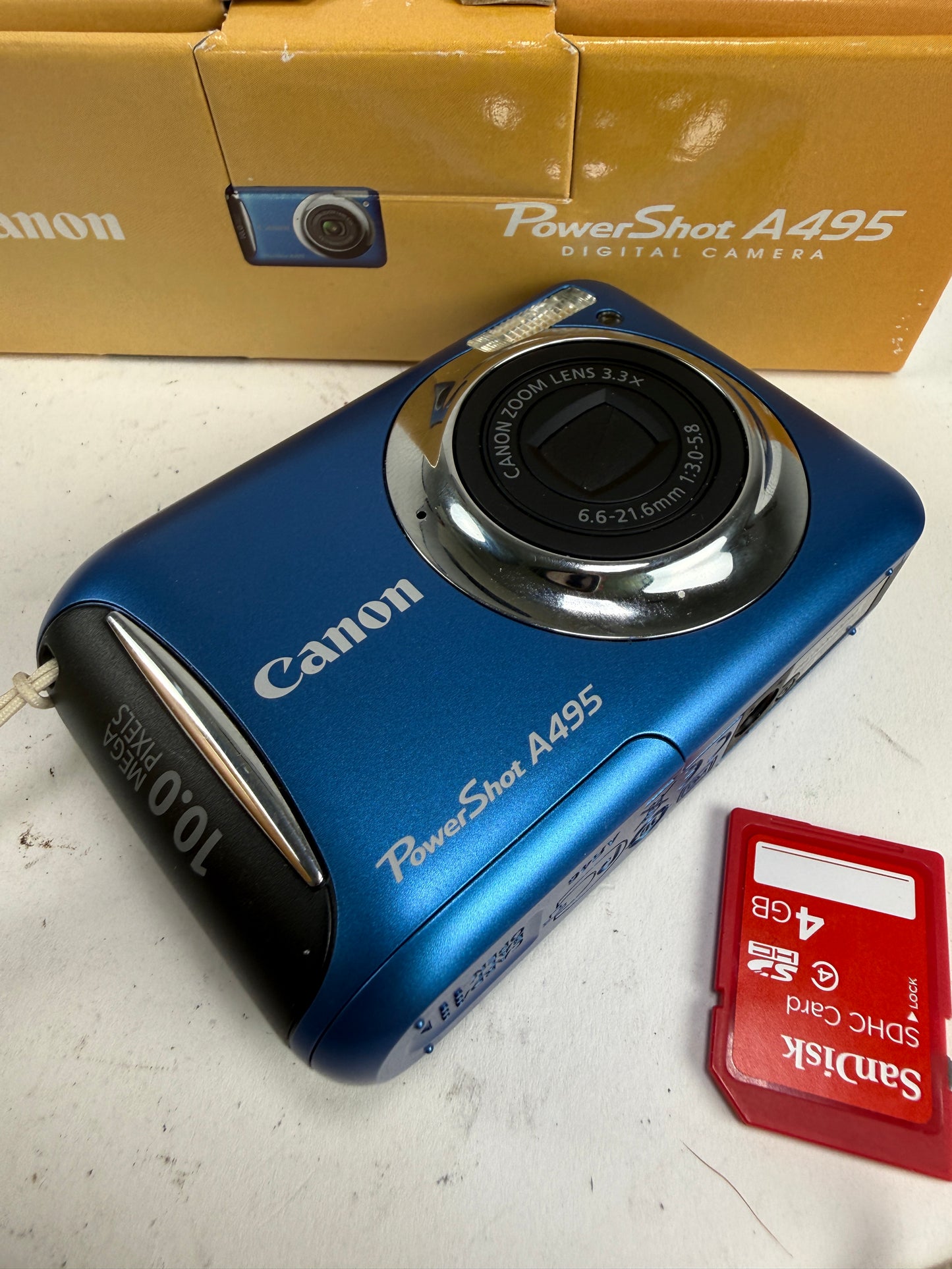 Canon PowerShot A495 10.0MP Digital Camera Blue