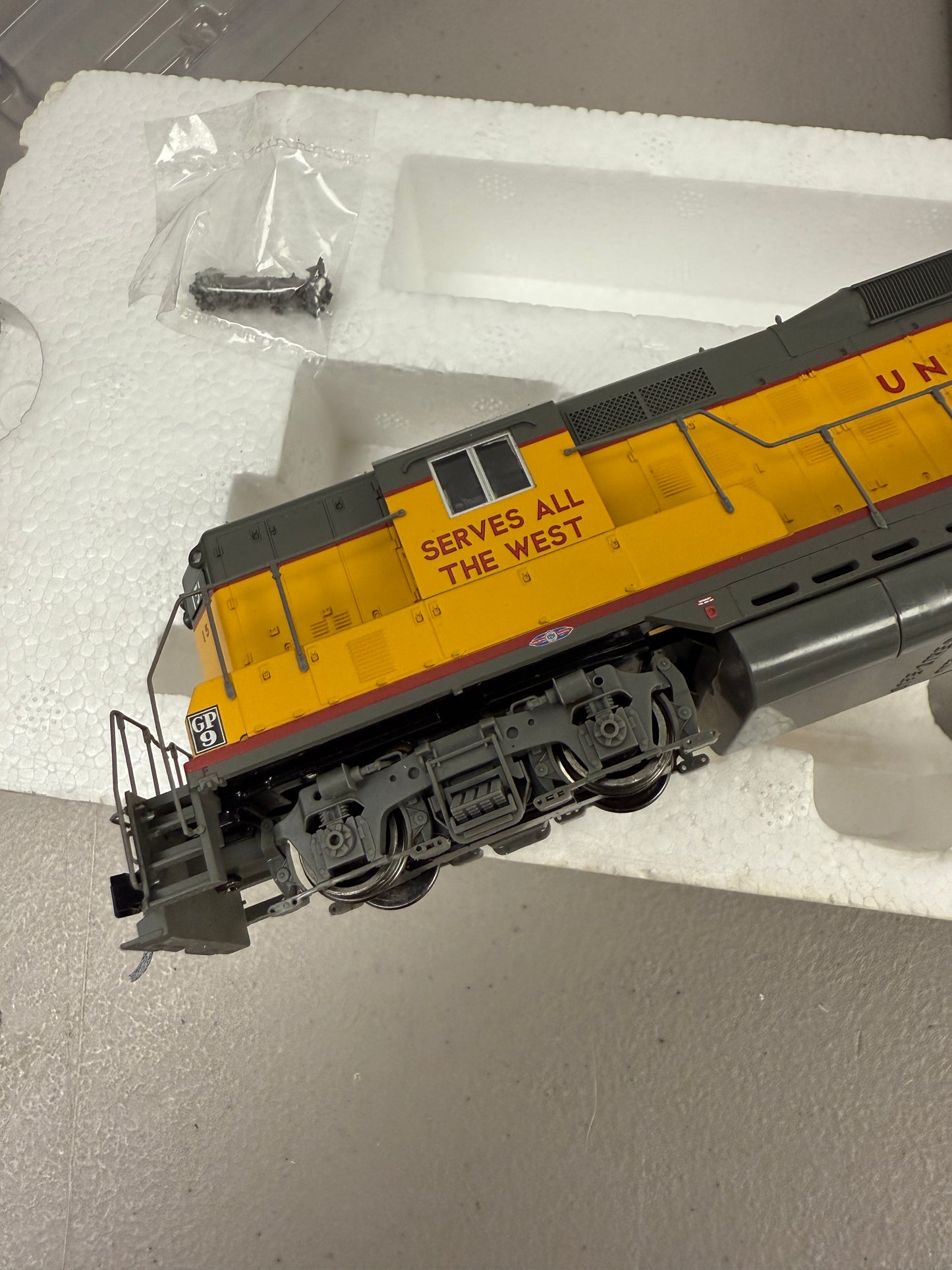 PROTO 2000 GP9I Union Pacific 151 Limited Edition HO Train Locomotive