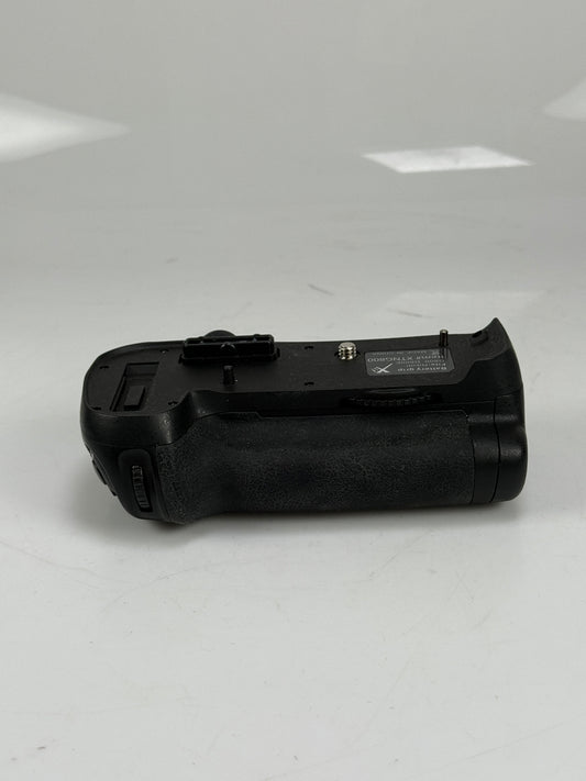 Xit Nikon MB-D12 Battery Grip for D800/D800E/D810/D810A