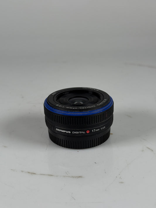 Olympus M.Zuiko Digital 17mm f2.8 Pancake Lens M4/3 black
