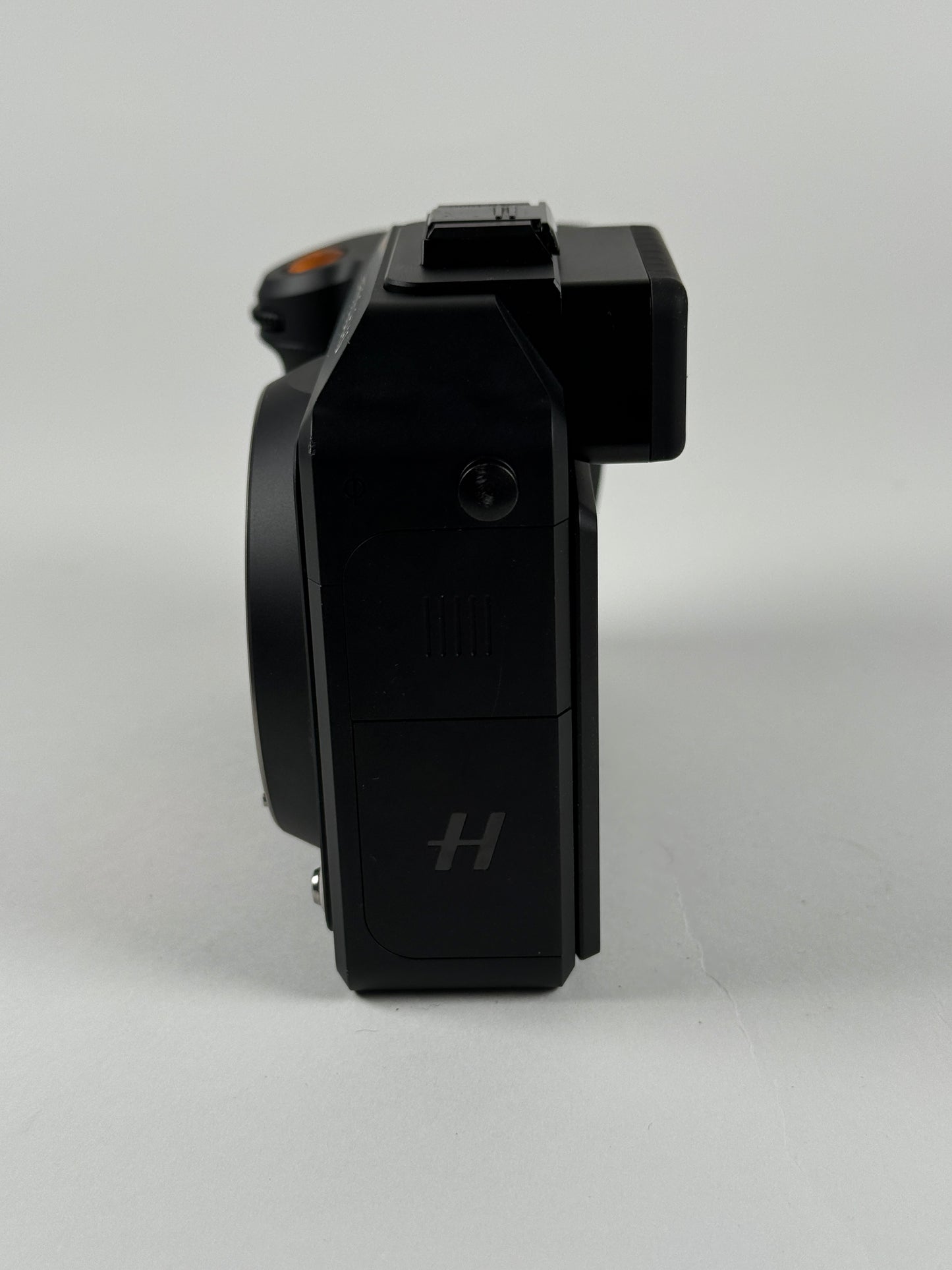 HASSELBLAD X2D 100C Medium Format Mirrorless Camera Body