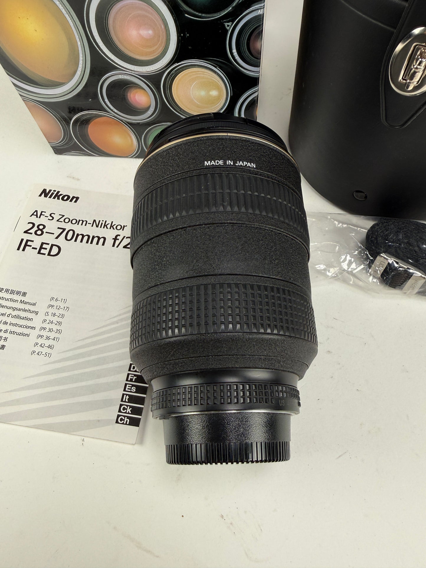 Nikon AF-S Zoom Nikkor ED 28-70mm f2.8 D SWM Lens