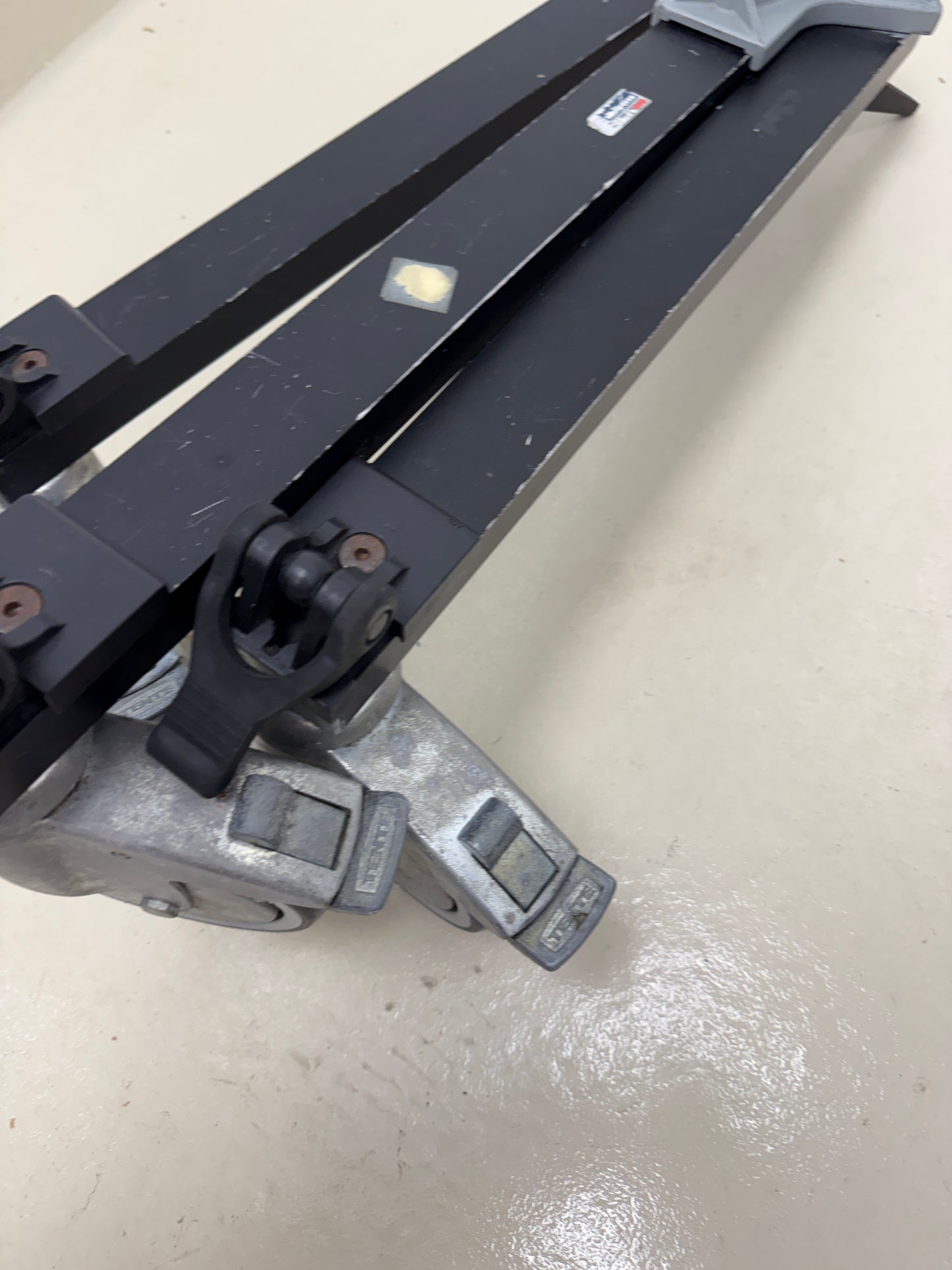 Manfrotto 3198 Cine/Video Deluxe Dolly for Tripod