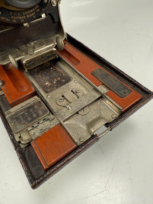 Eastman Kodak NO.3A Autographic Folding Pocket Camera model B2 red bellows