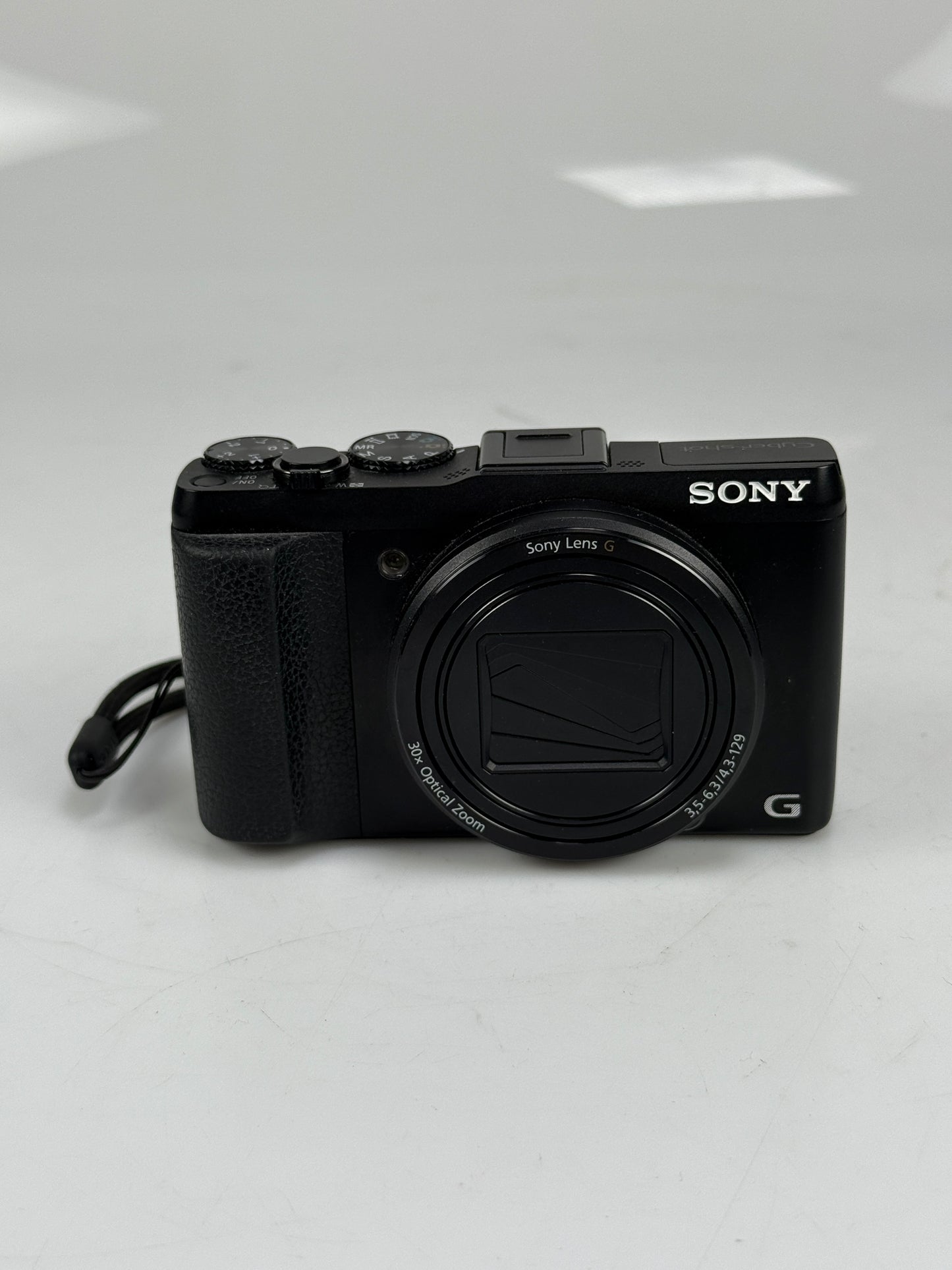 SONY Cyber-Shot DSC-HX50V 20.4MP 30X Zoom Digital Camera
