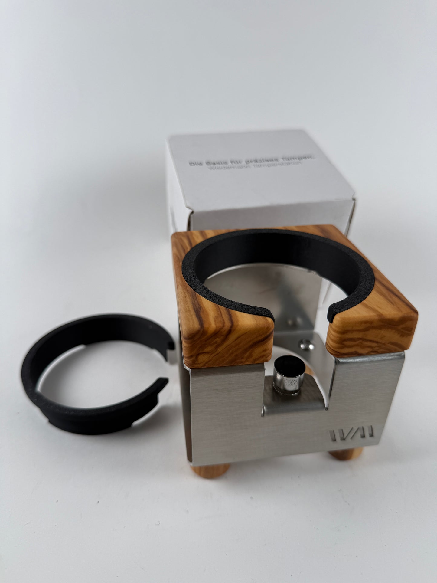 Wiedemann Manufaktur Olive Wood tamper station Tamperstation kurz - Edelstahl 58mm